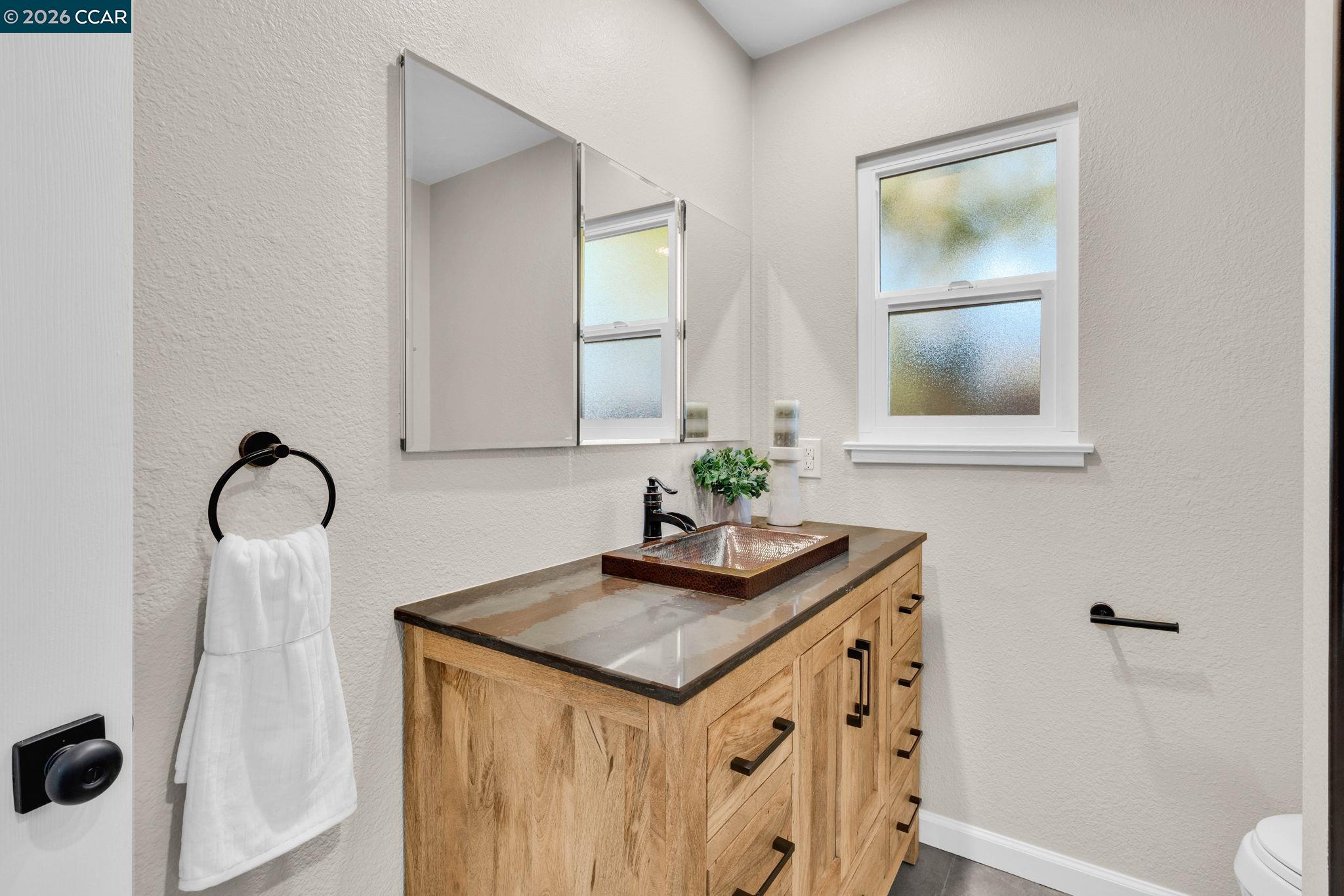 Detail Gallery Image 26 of 48 For 1760 Magnolia Way, Walnut Creek,  CA 94595 - 4 Beds | 2/1 Baths