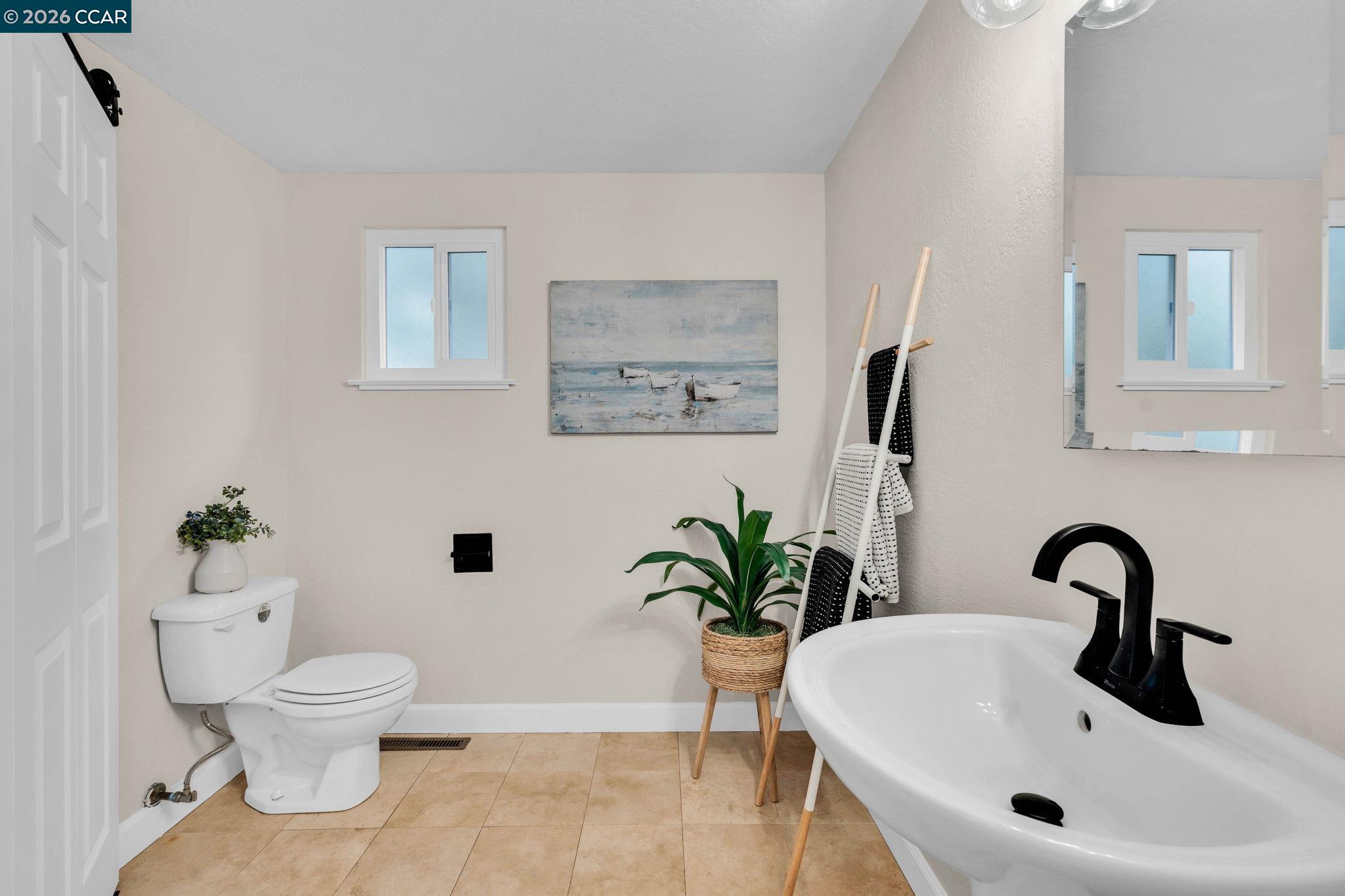 Detail Gallery Image 29 of 48 For 1760 Magnolia Way, Walnut Creek,  CA 94595 - 4 Beds | 2/1 Baths