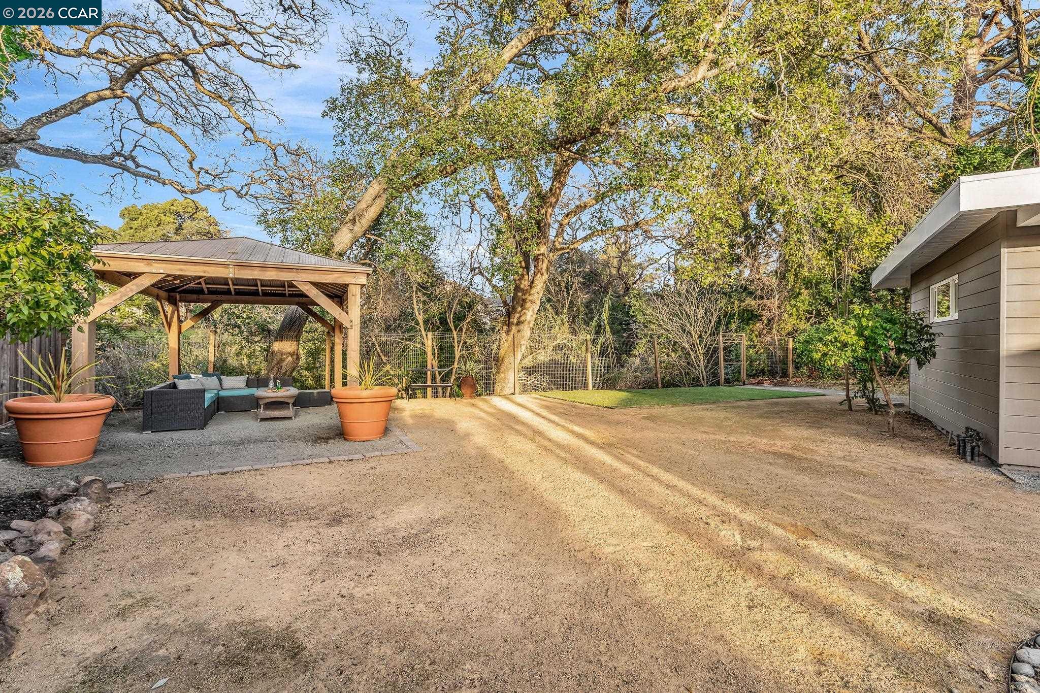 Detail Gallery Image 37 of 46 For 1760 Magnolia Way, Walnut Creek,  CA 94595 - 4 Beds | 2/1 Baths