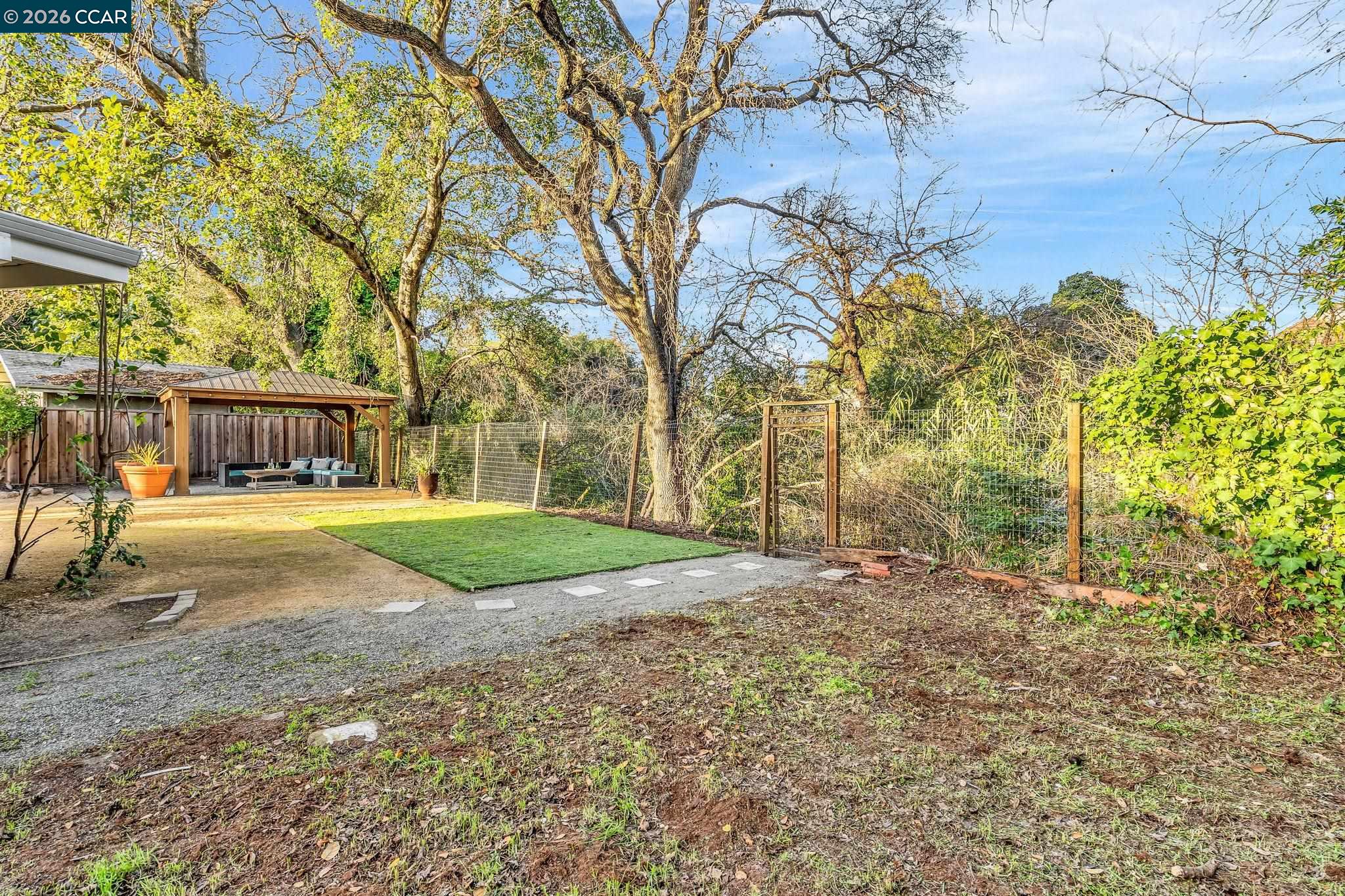 Detail Gallery Image 41 of 46 For 1760 Magnolia Way, Walnut Creek,  CA 94595 - 4 Beds | 2/1 Baths