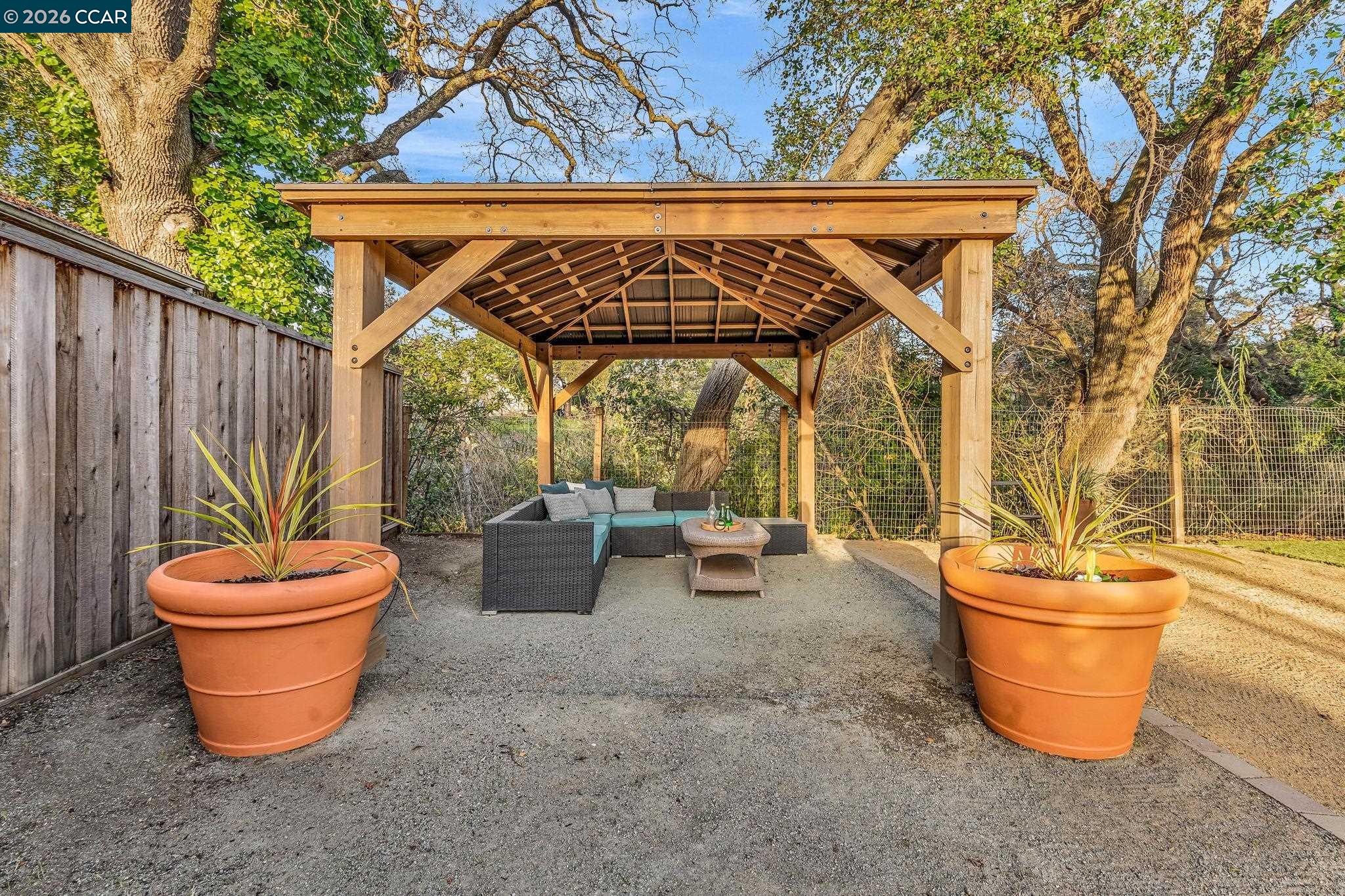 Detail Gallery Image 41 of 48 For 1760 Magnolia Way, Walnut Creek,  CA 94595 - 4 Beds | 2/1 Baths