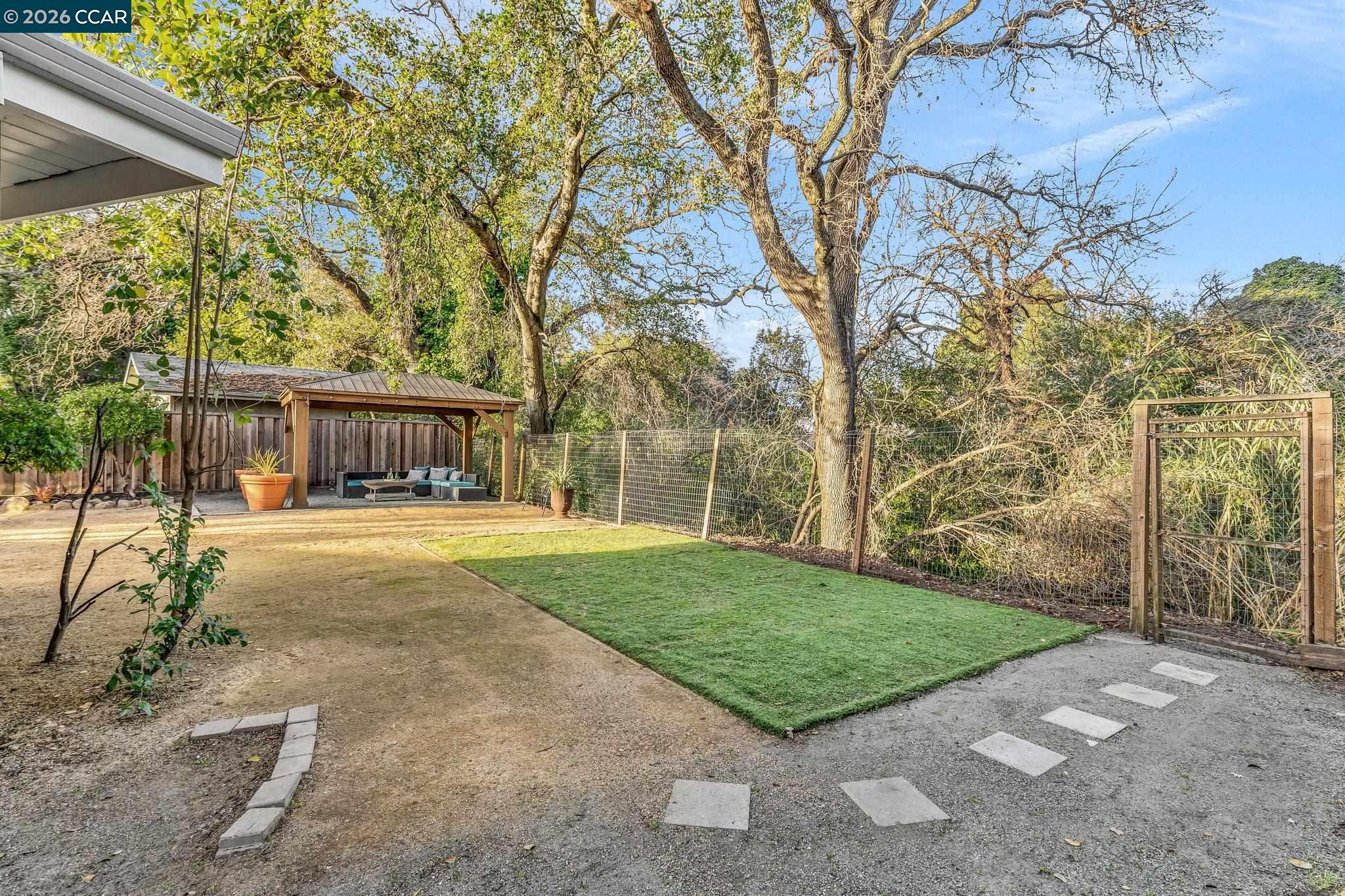 Detail Gallery Image 42 of 46 For 1760 Magnolia Way, Walnut Creek,  CA 94595 - 4 Beds | 2/1 Baths