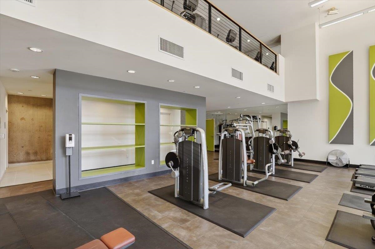 Detail Gallery Image 28 of 60 For 311 Oak St #520,  Oakland,  CA 94607 - 1 Beds | 1/1 Baths