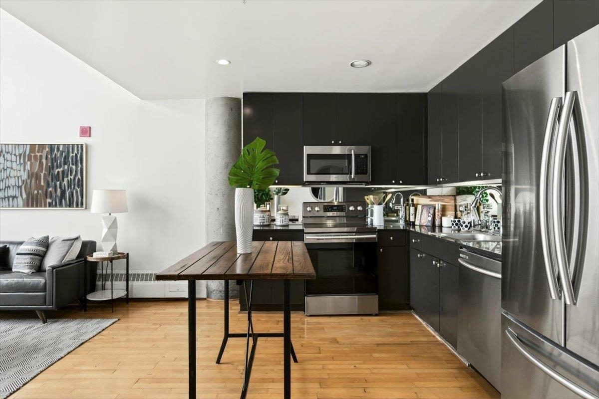 Detail Gallery Image 37 of 60 For 311 Oak St #520,  Oakland,  CA 94607 - 1 Beds | 1/1 Baths