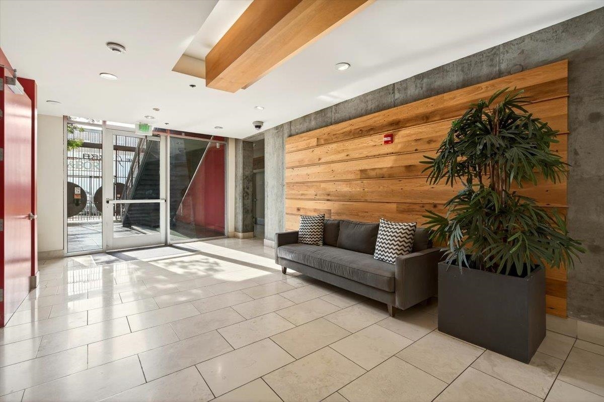 Detail Gallery Image 45 of 60 For 311 Oak St #520,  Oakland,  CA 94607 - 1 Beds | 1/1 Baths