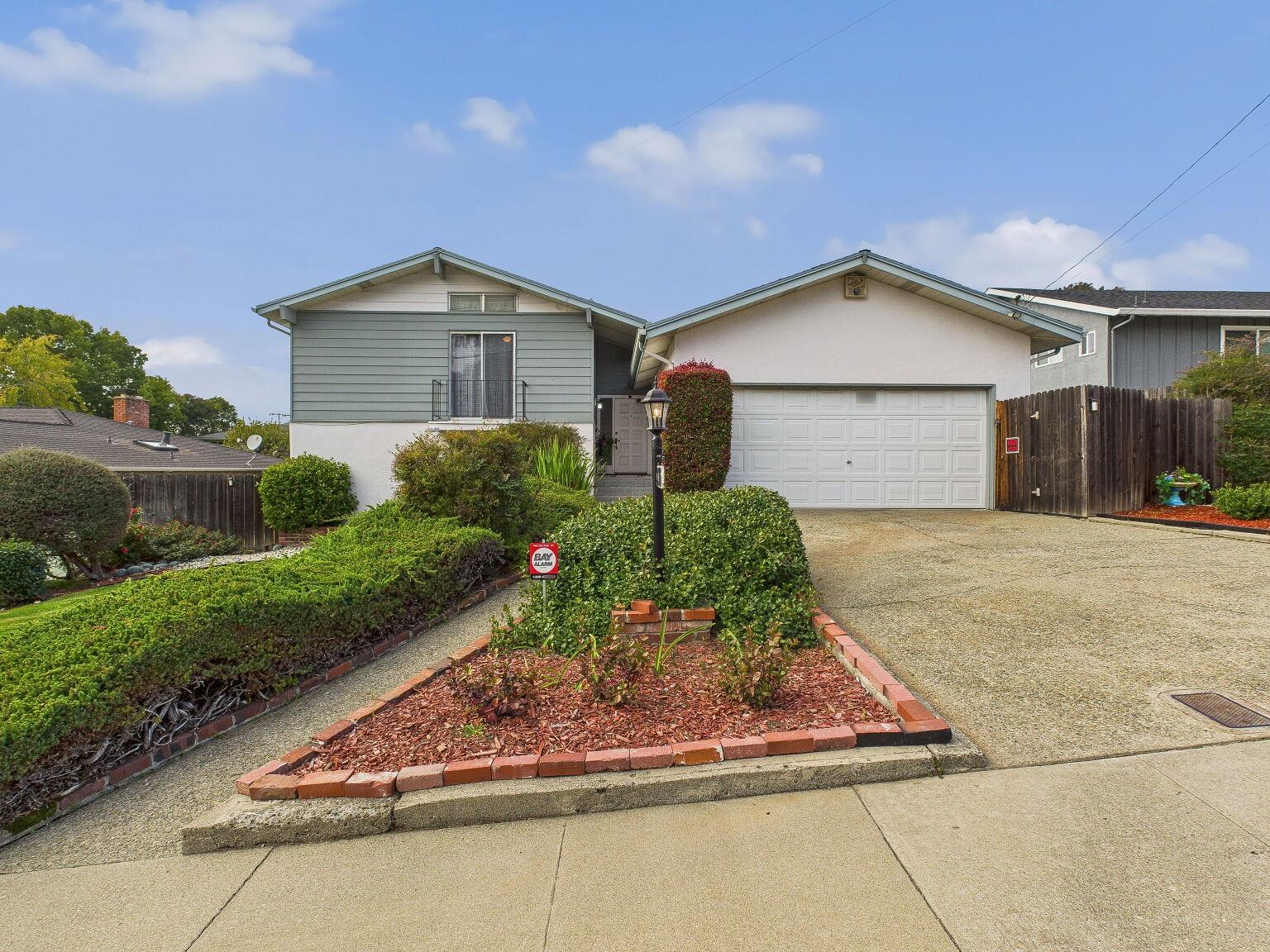 Front Image Thumbnail for BE41122629