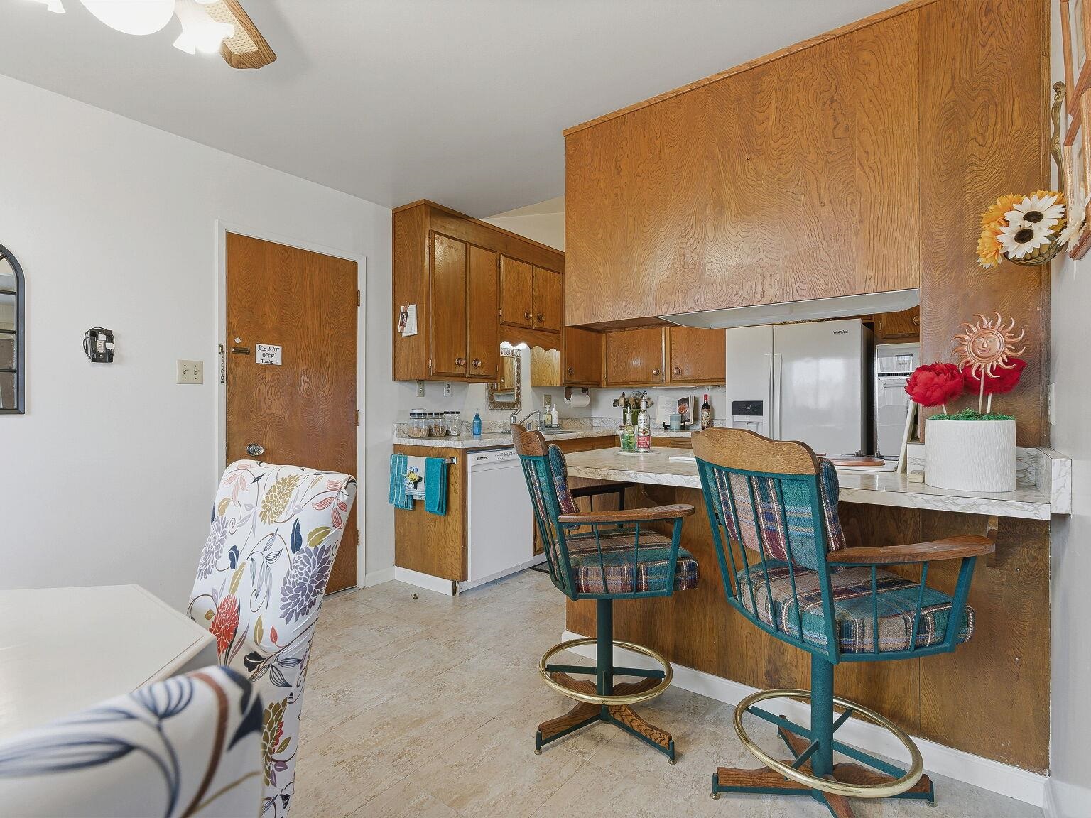 Detail Gallery Image 24 of 60 For 836 Hawthorne Dr, Rodeo,  CA 94572 - 4 Beds | 2 Baths