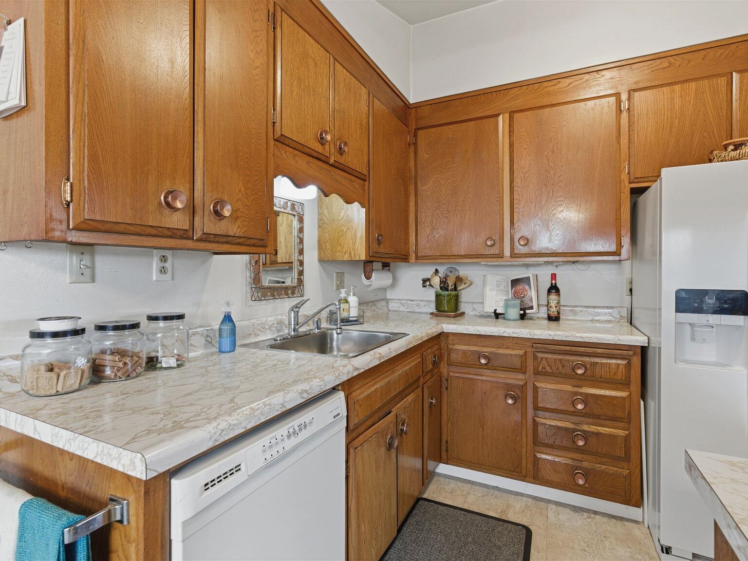 Detail Gallery Image 26 of 60 For 836 Hawthorne Dr, Rodeo,  CA 94572 - 4 Beds | 2 Baths