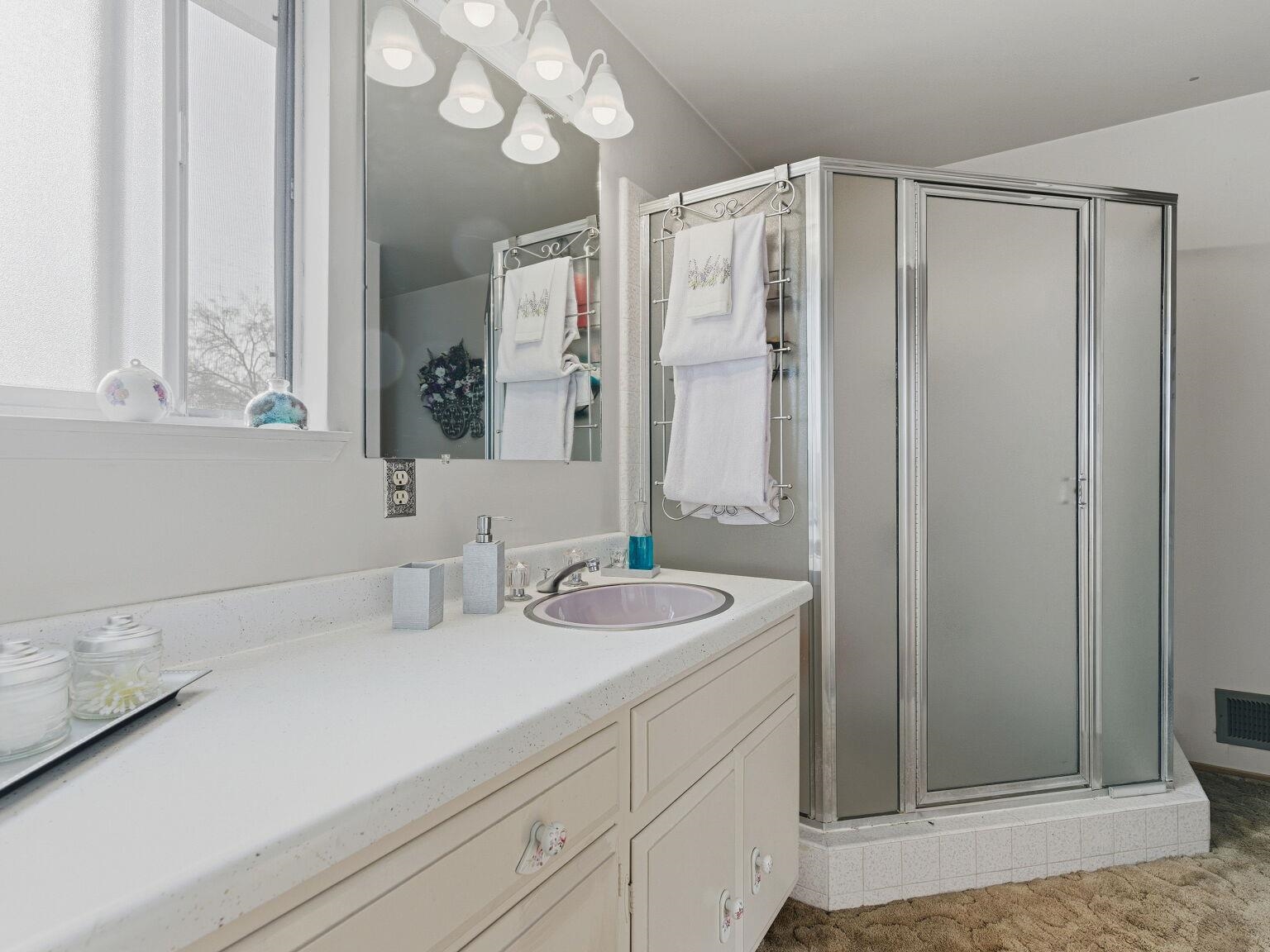 Detail Gallery Image 32 of 60 For 836 Hawthorne Dr, Rodeo,  CA 94572 - 4 Beds | 2 Baths