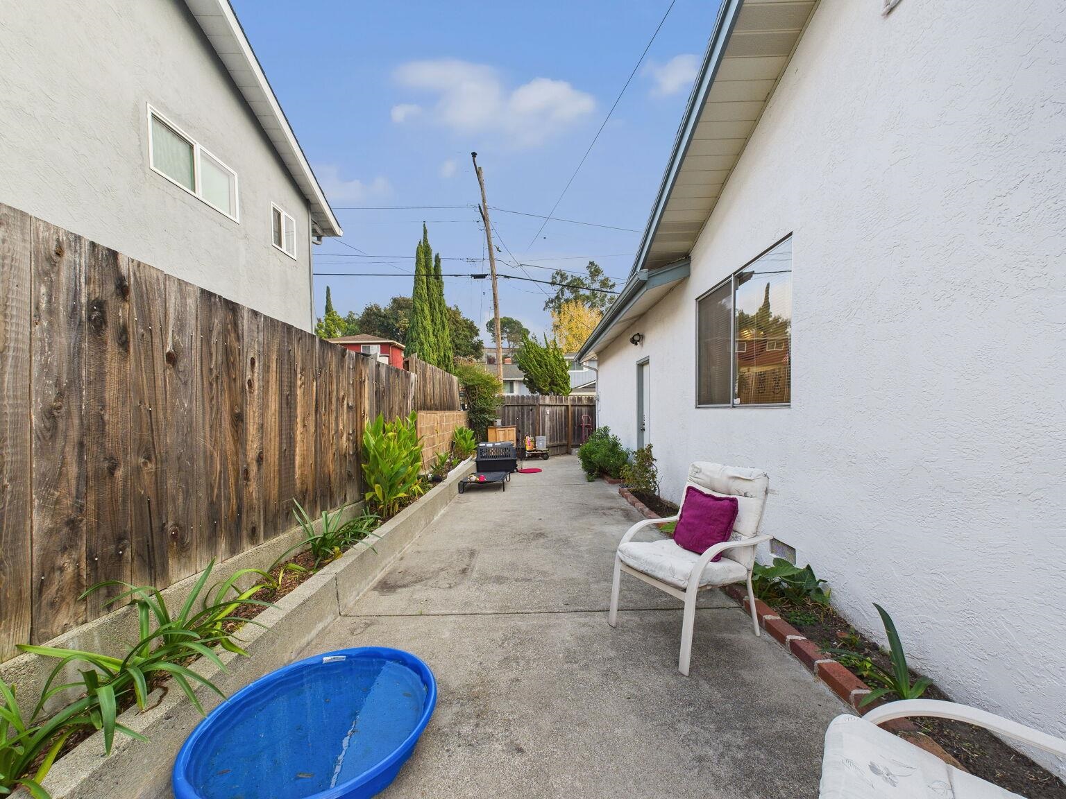 Detail Gallery Image 48 of 60 For 836 Hawthorne Dr, Rodeo,  CA 94572 - 4 Beds | 2 Baths