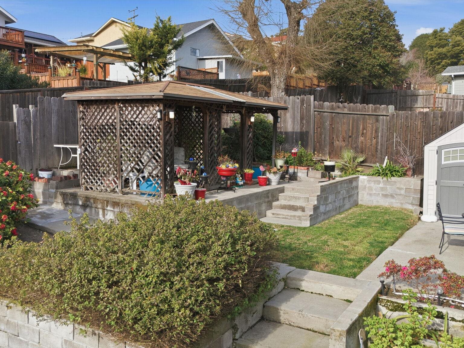 Detail Gallery Image 50 of 60 For 836 Hawthorne Dr, Rodeo,  CA 94572 - 4 Beds | 2 Baths