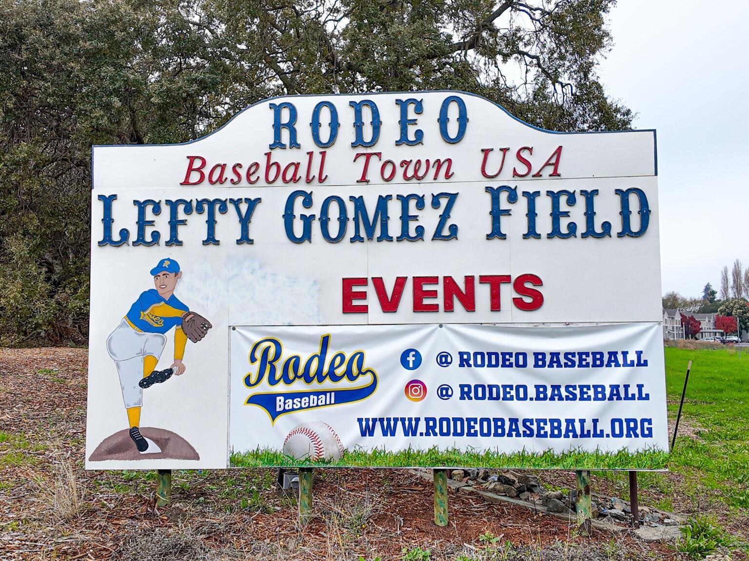 Detail Gallery Image 6 of 60 For 836 Hawthorne Dr, Rodeo,  CA 94572 - 4 Beds | 2 Baths