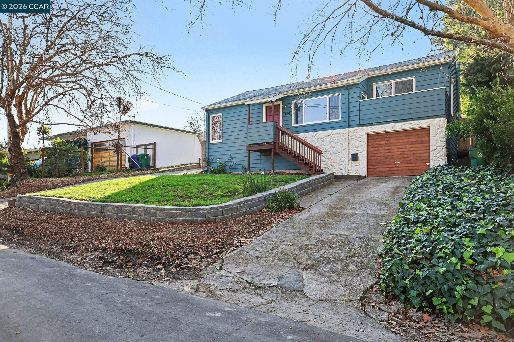 Detail Gallery Image 3 of 30 For 691 Rincon Rd, El Sobrante,  CA 94803 - 3 Beds | 2 Baths