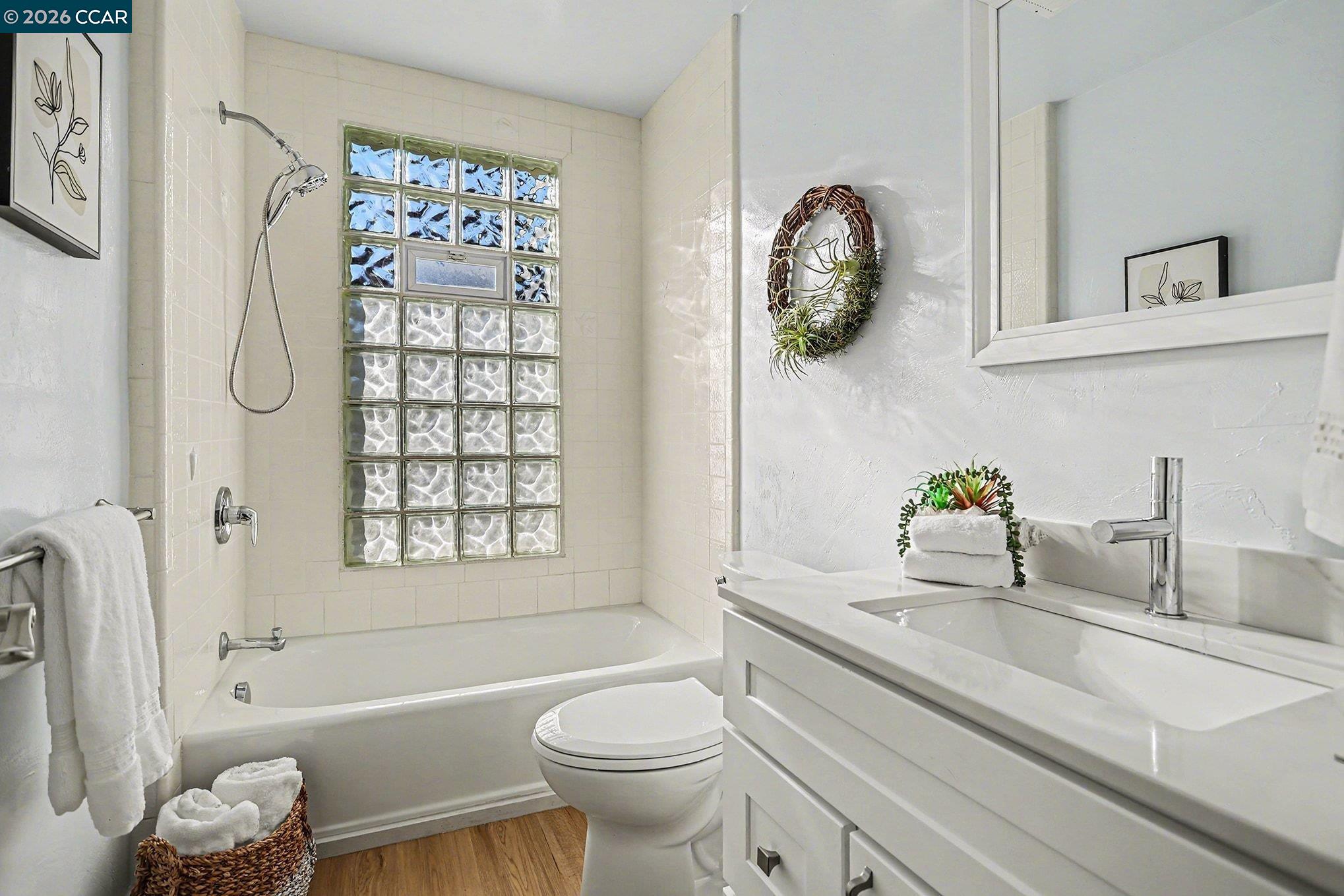 Detail Gallery Image 22 of 30 For 691 Rincon Rd, El Sobrante,  CA 94803 - 3 Beds | 2 Baths