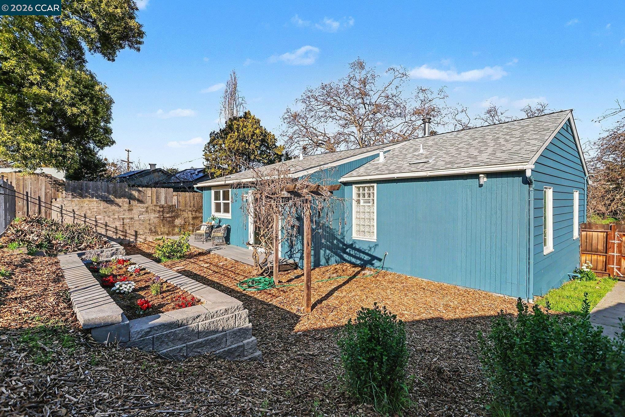 Detail Gallery Image 23 of 30 For 691 Rincon Rd, El Sobrante,  CA 94803 - 3 Beds | 2 Baths