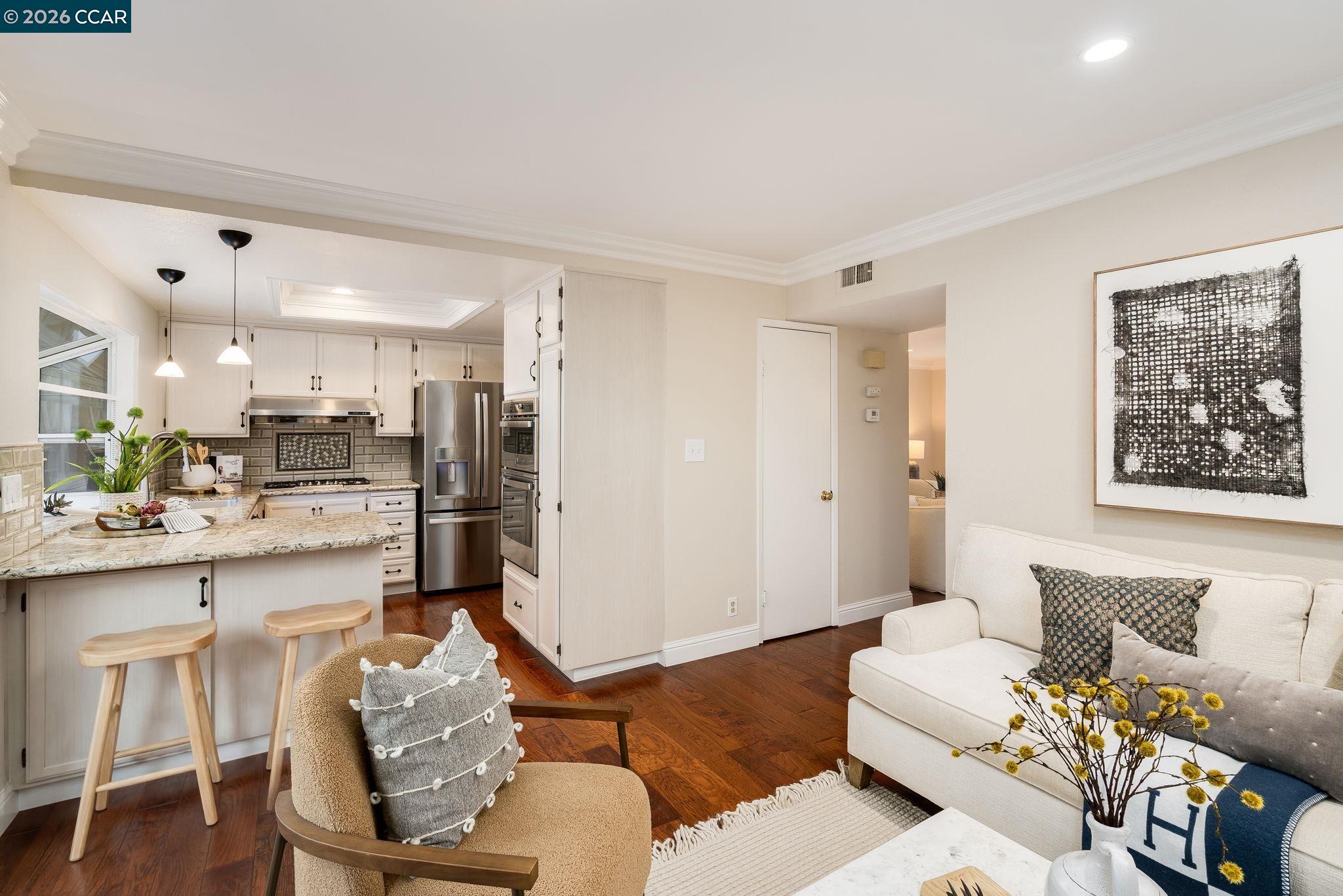 Detail Gallery Image 13 of 35 For 182 Lawnview Circle, Danville,  CA 94526 - 3 Beds | 2/1 Baths