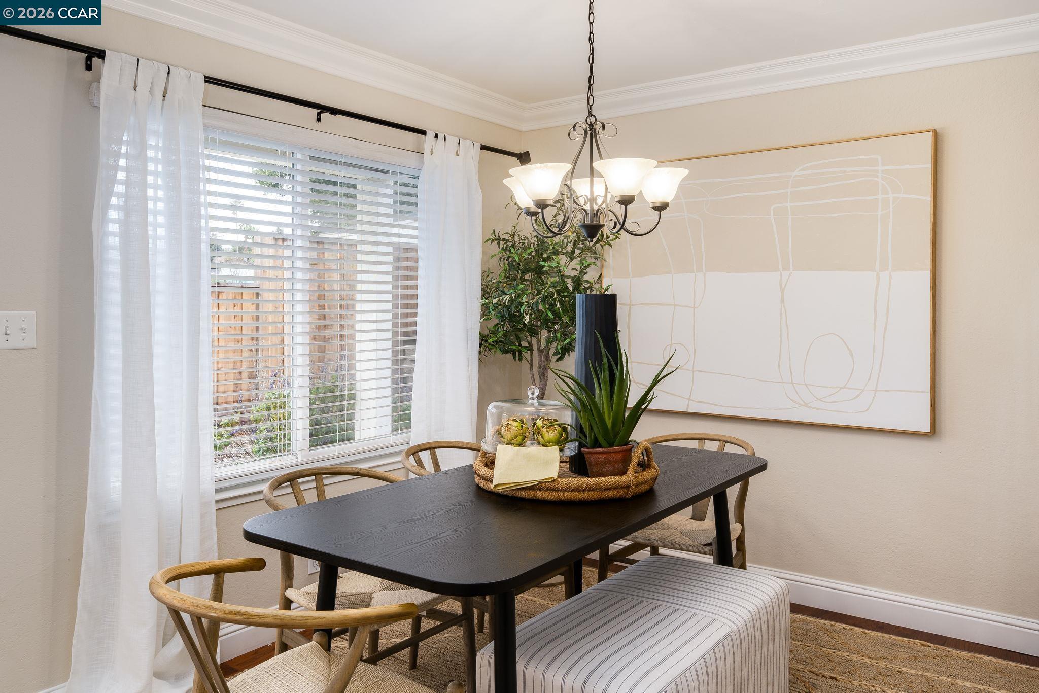 Detail Gallery Image 9 of 35 For 182 Lawnview Circle, Danville,  CA 94526 - 3 Beds | 2/1 Baths