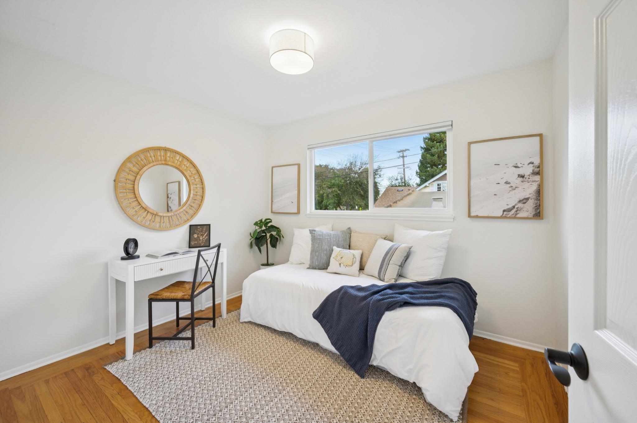 Detail Gallery Image 24 of 54 For 225 E Richmond Ave, Richmond,  CA 94801 - 3 Beds | 2/1 Baths