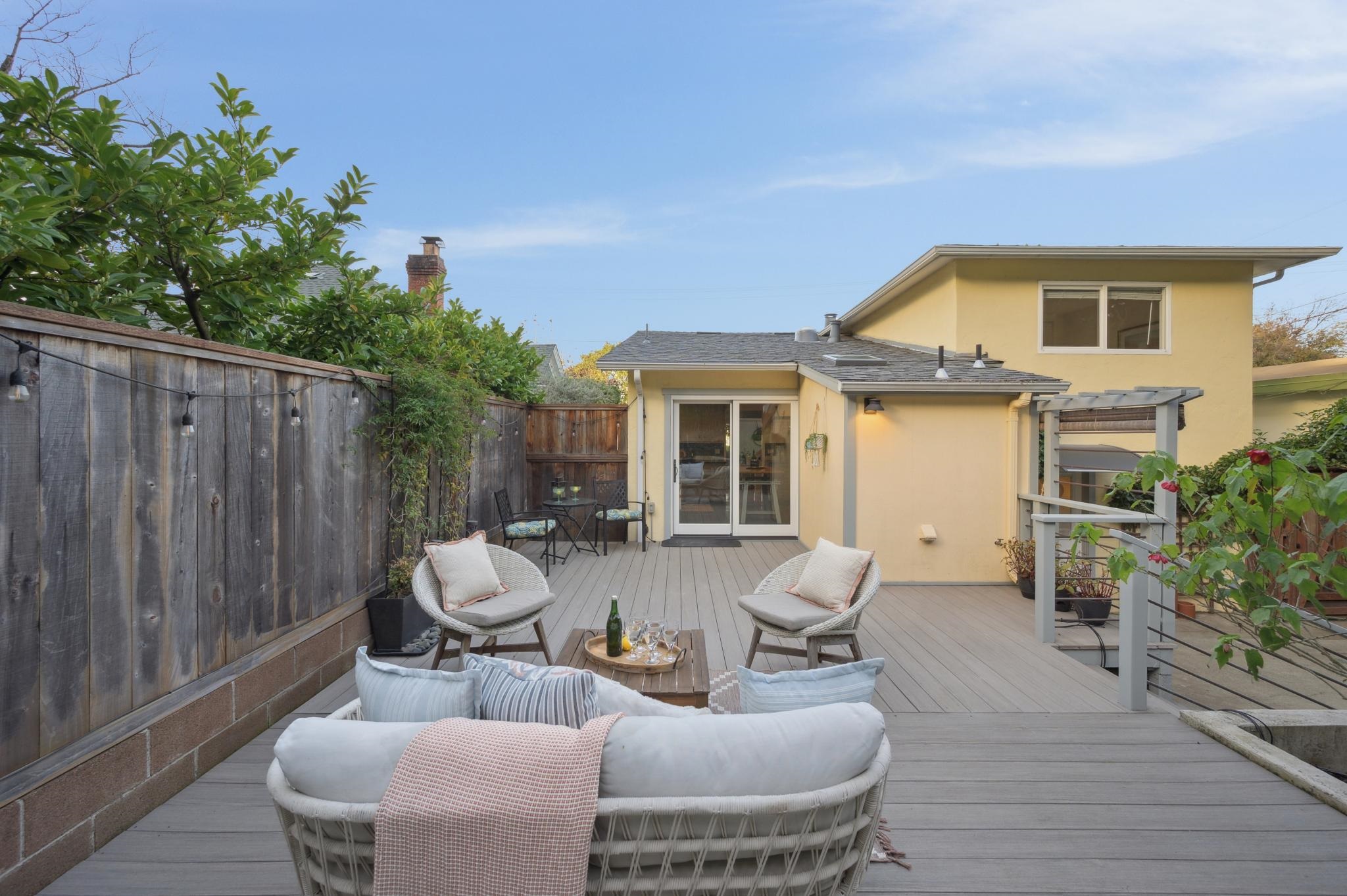 Detail Gallery Image 34 of 54 For 225 E Richmond Ave, Richmond,  CA 94801 - 3 Beds | 2/1 Baths