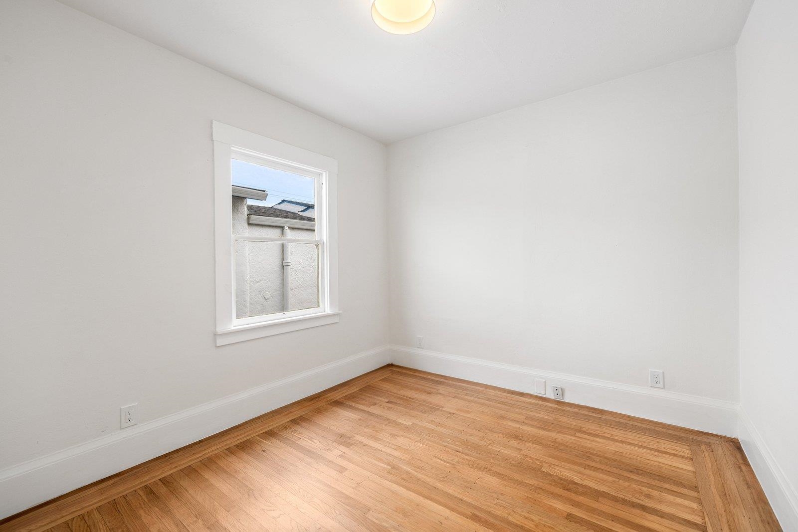 Detail Gallery Image 19 of 33 For 2254 62nd Ave, Oakland,  CA 94605 - 2 Beds | 1 Baths