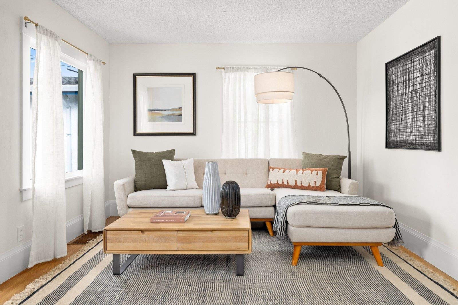 Detail Gallery Image 7 of 33 For 2254 62nd Ave, Oakland,  CA 94605 - 2 Beds | 1 Baths