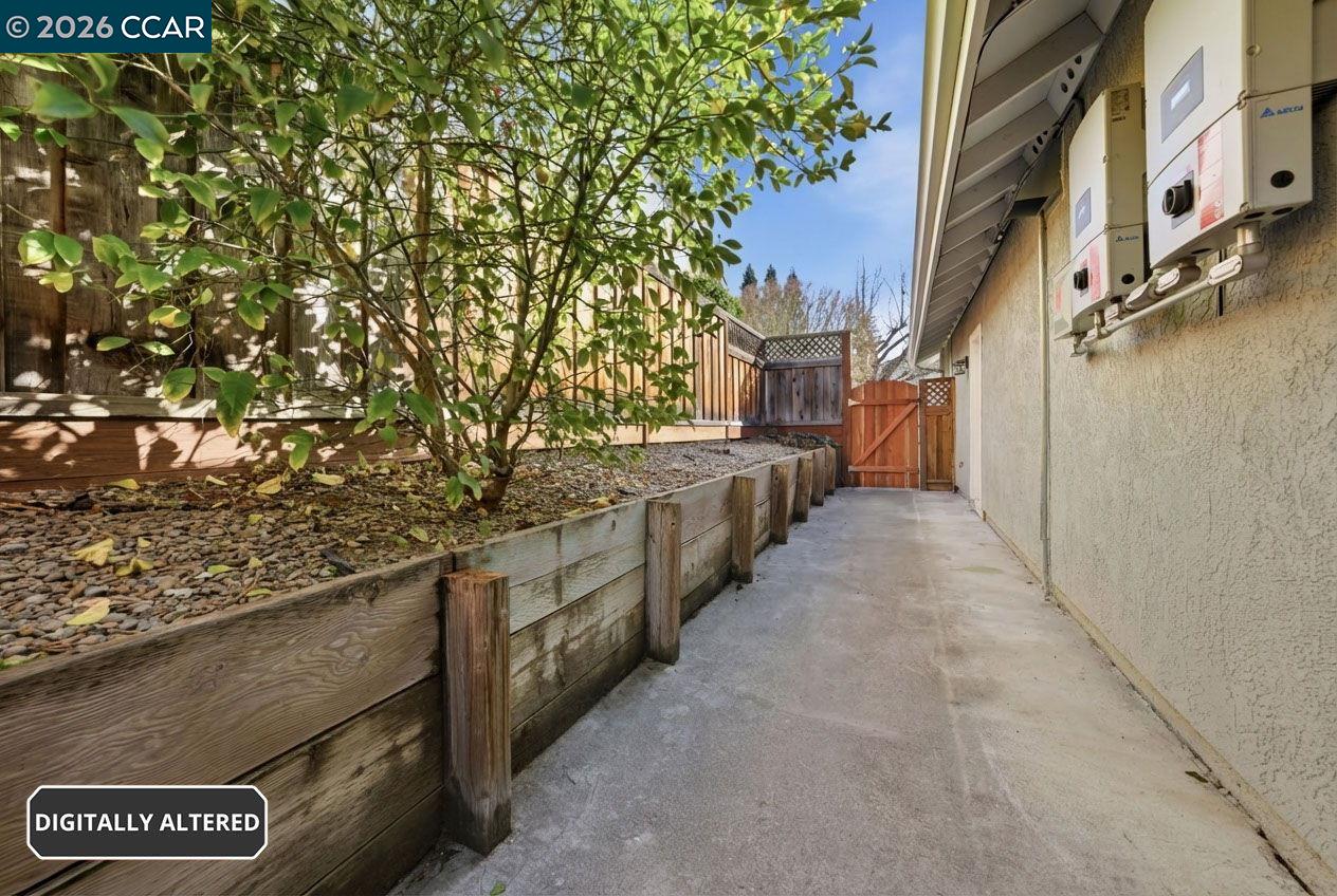 Detail Gallery Image 33 of 41 For 300 Bonaire Ct, Danville,  CA 94506-1414 - 3 Beds | 2 Baths