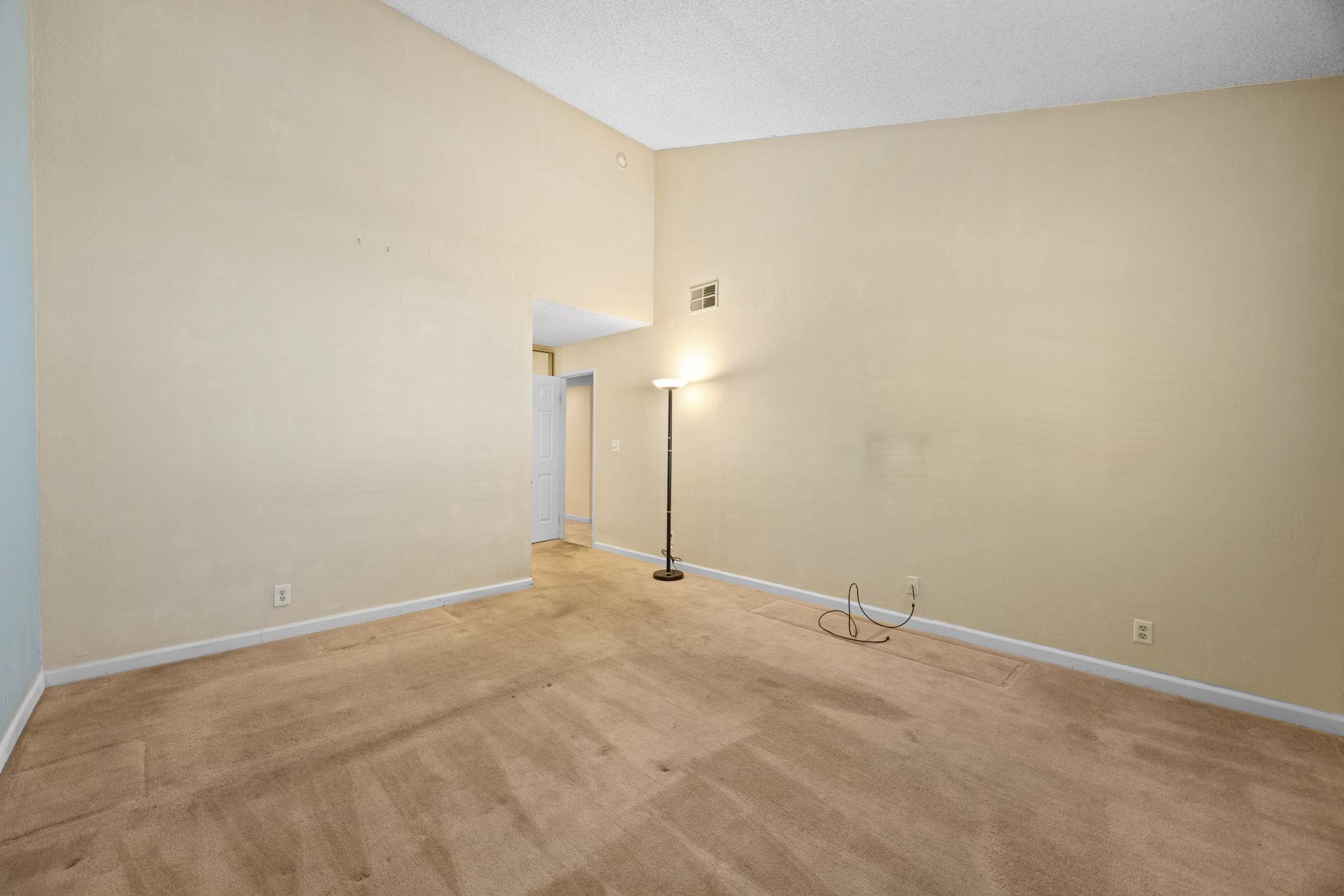 Photo #21: 41122643 Listing: Photo #21