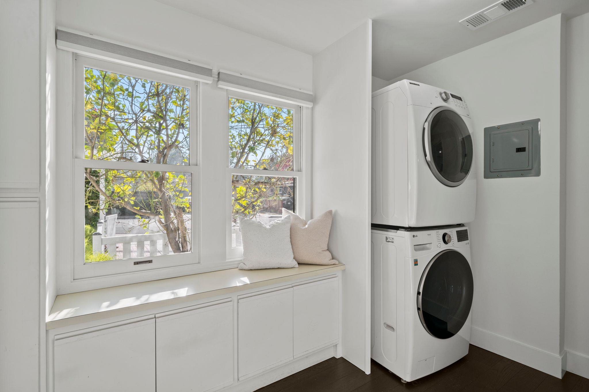 Detail Gallery Image 14 of 46 For 108 Durham St, Menlo Park,  CA 94025 - 3 Beds | 2 Baths
