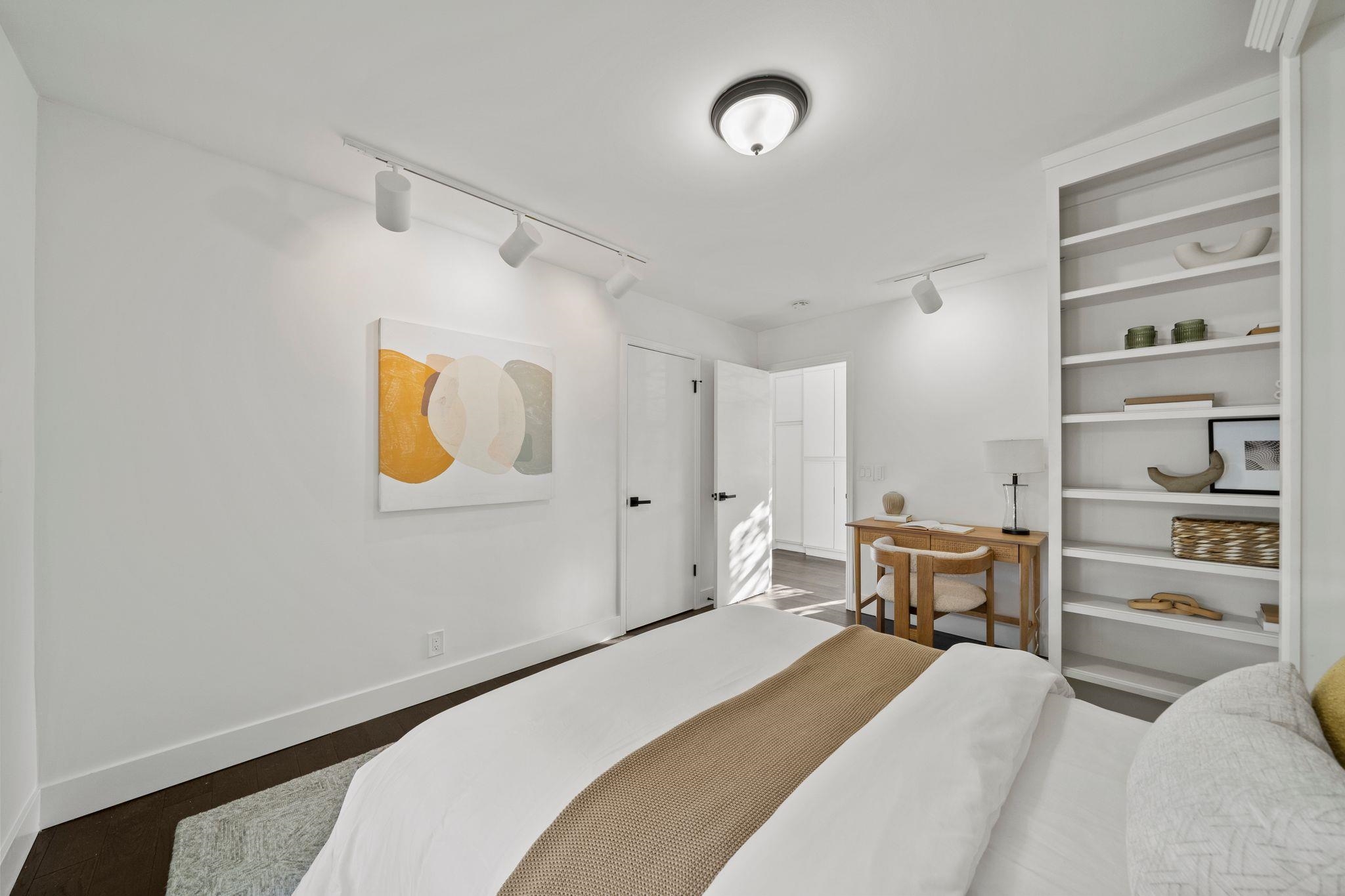 Detail Gallery Image 16 of 46 For 108 Durham St, Menlo Park,  CA 94025 - 3 Beds | 2 Baths