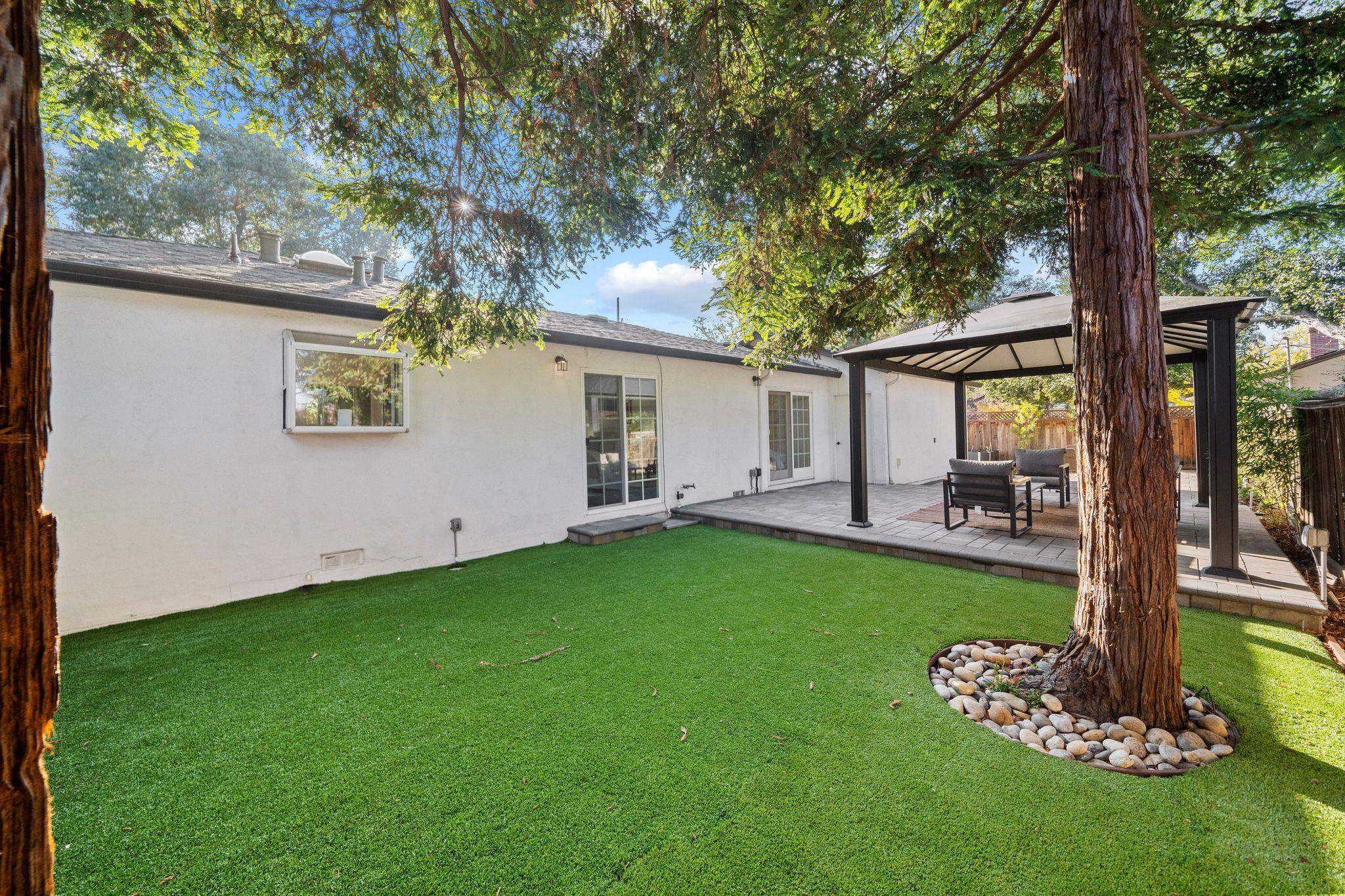 Detail Gallery Image 27 of 46 For 108 Durham St, Menlo Park,  CA 94025 - 3 Beds | 2 Baths