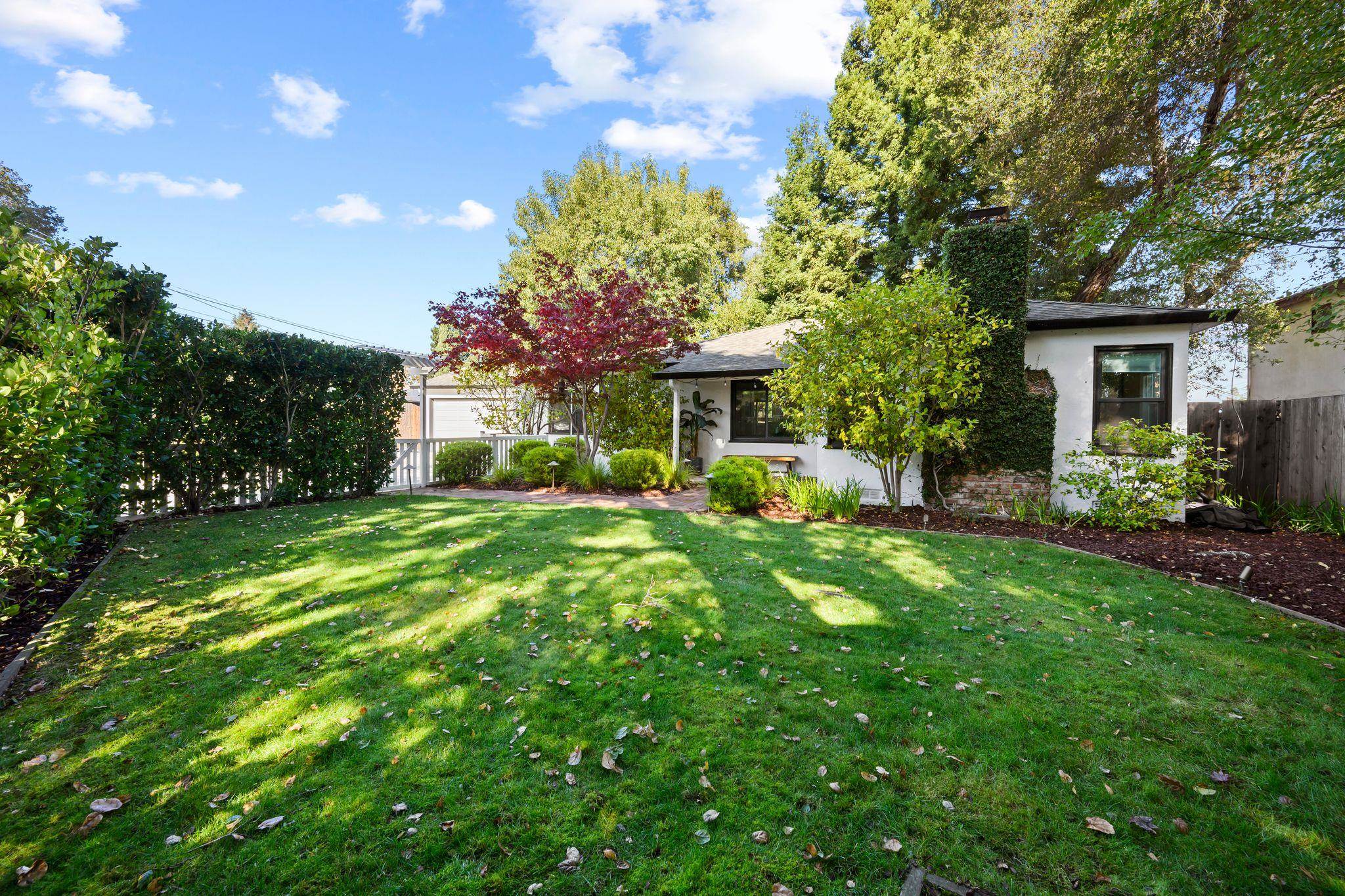 Detail Gallery Image 42 of 46 For 108 Durham St, Menlo Park,  CA 94025 - 3 Beds | 2 Baths