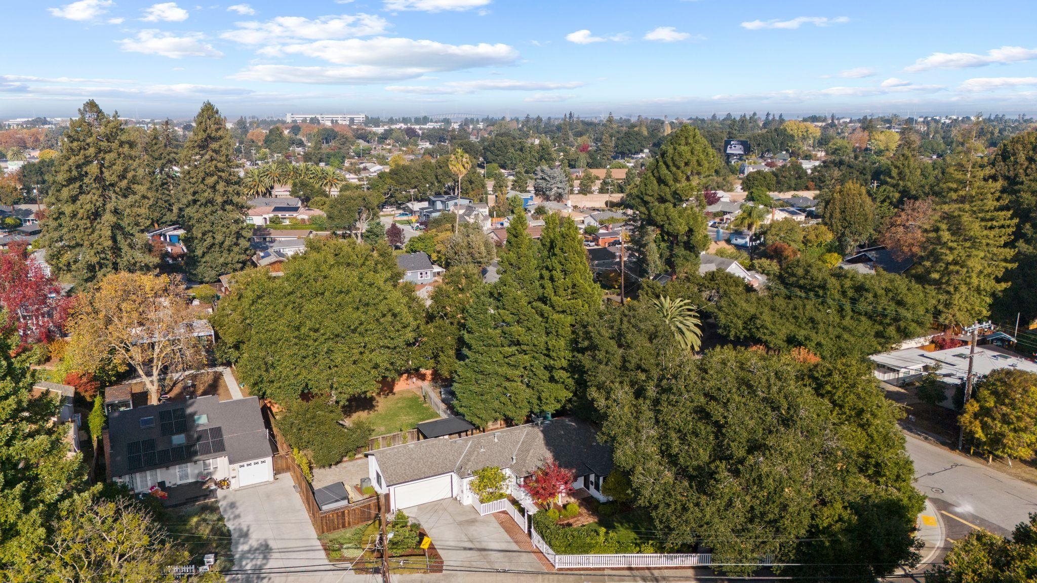 Detail Gallery Image 44 of 46 For 108 Durham St, Menlo Park,  CA 94025 - 3 Beds | 2 Baths