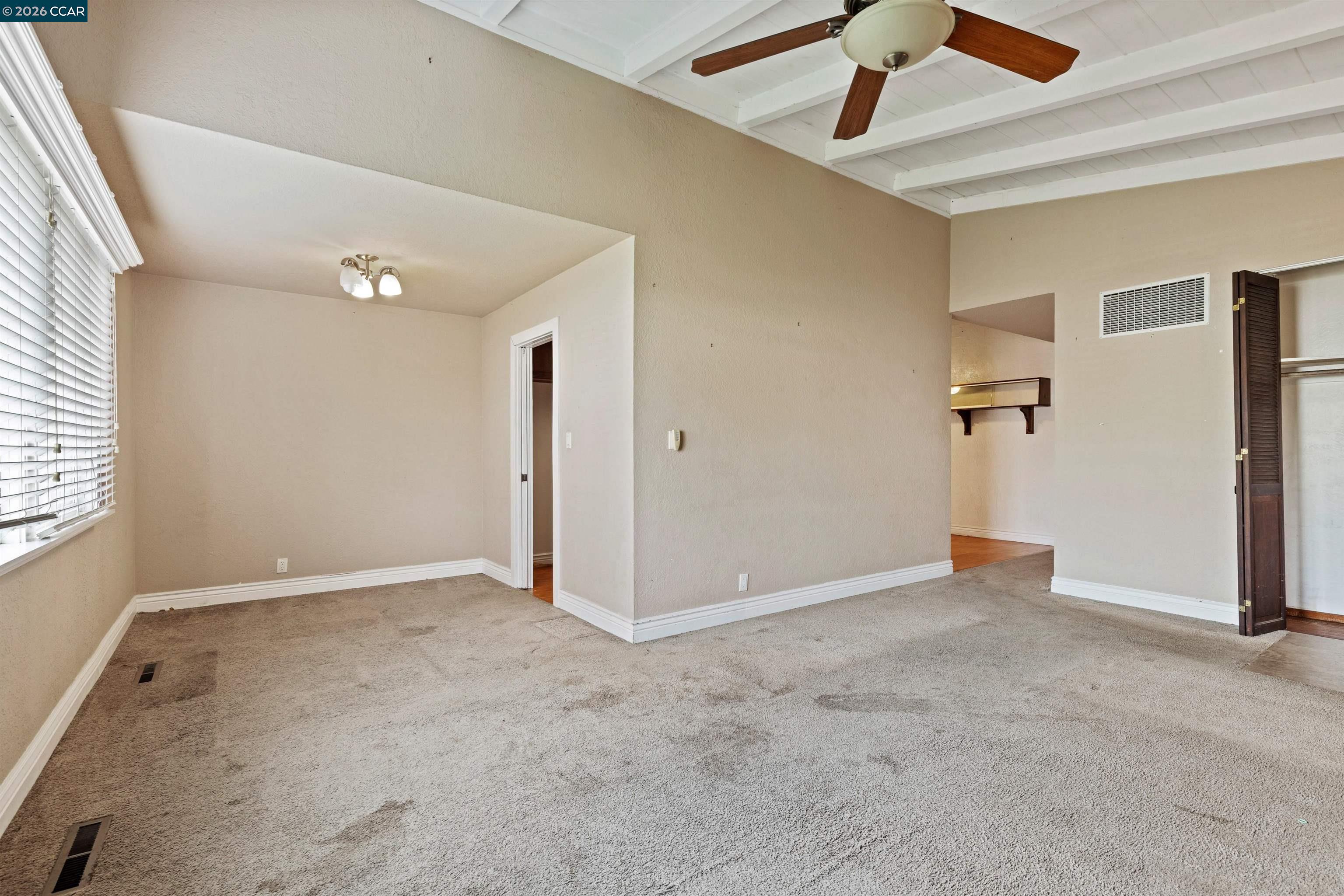 Detail Gallery Image 6 of 24 For 16175 via Walter, San Lorenzo,  CA 94580 - 3 Beds | 2 Baths