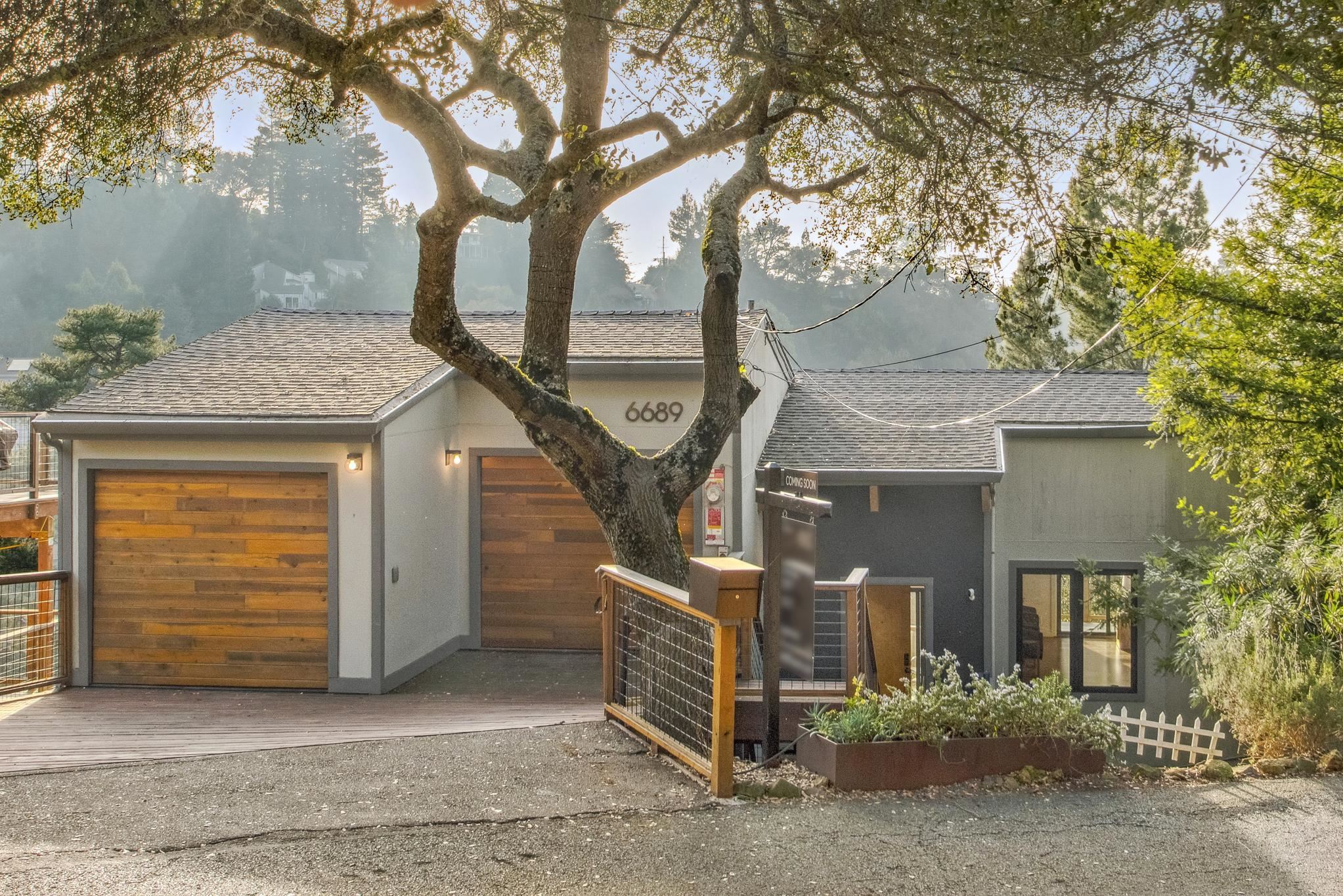 Front Image Thumbnail for EB41122654