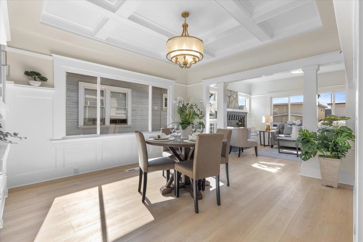 Detail Gallery Image 13 of 31 For 1237 Ashby Ave, Berkeley,  CA 94702 - 2 Beds | 2 Baths