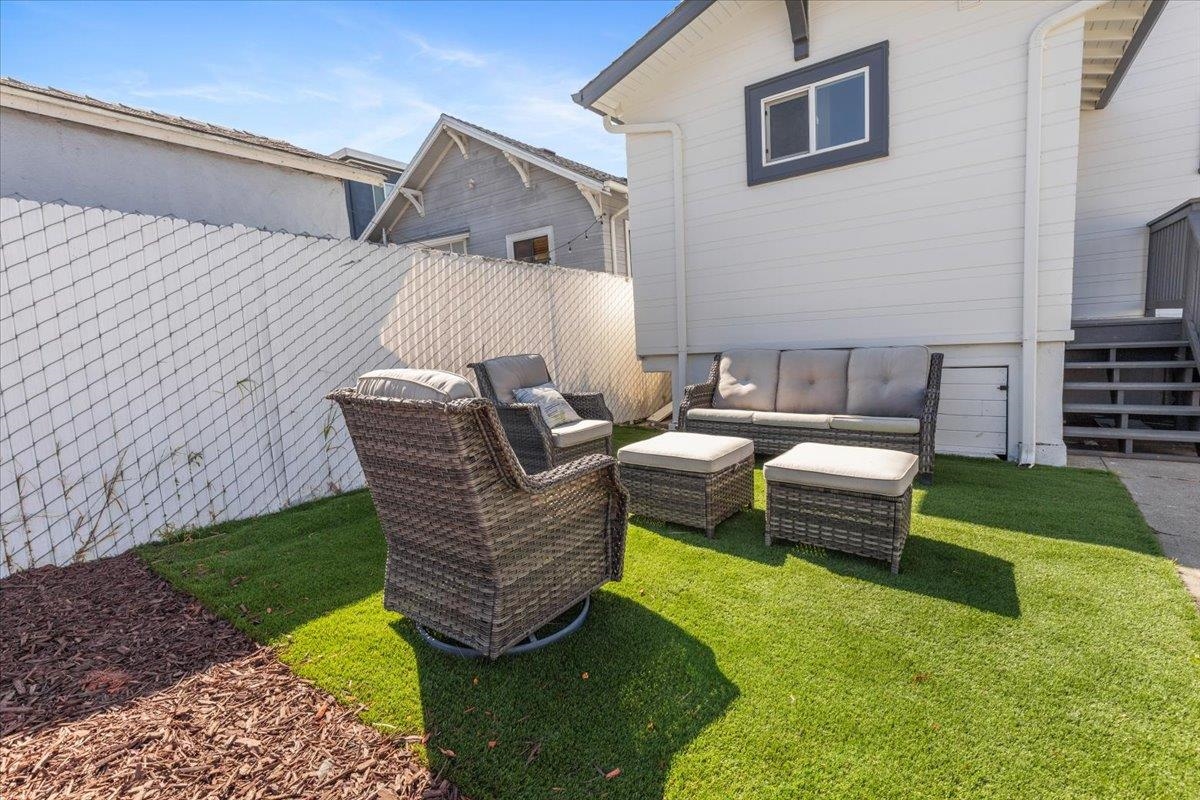 Detail Gallery Image 25 of 31 For 1237 Ashby Ave, Berkeley,  CA 94702 - 2 Beds | 2 Baths