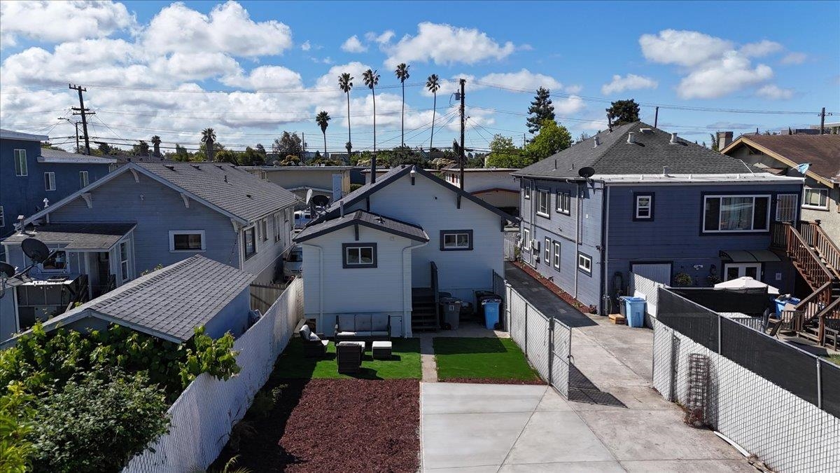 Detail Gallery Image 29 of 31 For 1237 Ashby Ave, Berkeley,  CA 94702 - 2 Beds | 2 Baths