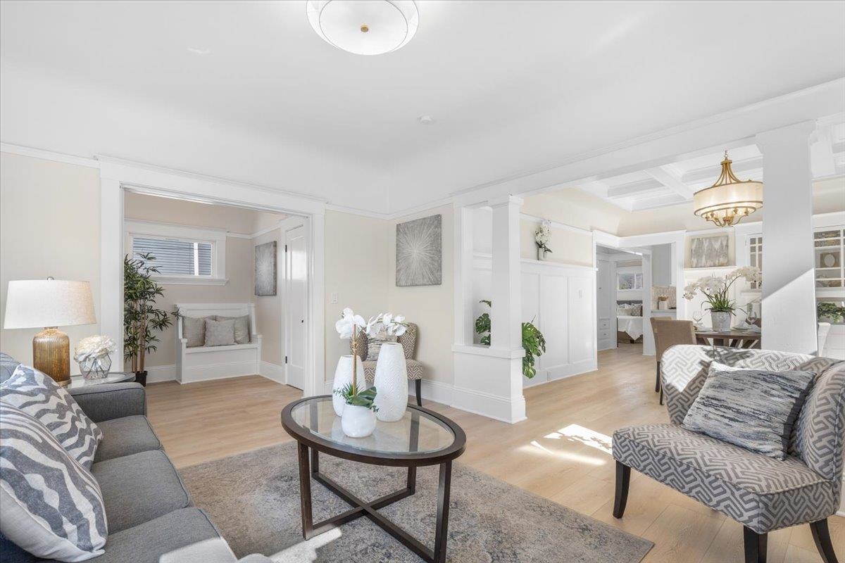 Detail Gallery Image 10 of 31 For 1237 Ashby Ave, Berkeley,  CA 94702 - 2 Beds | 2 Baths