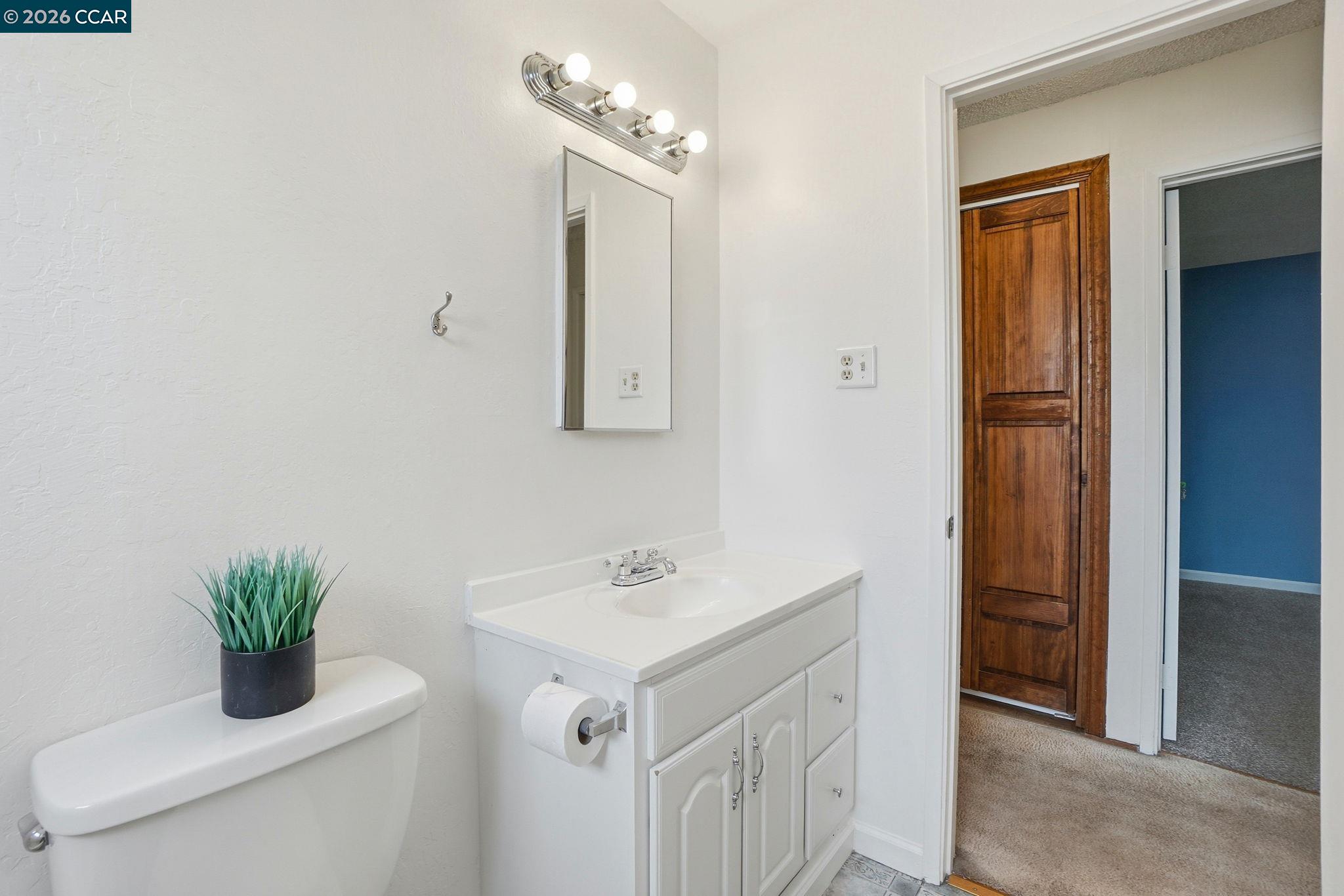 Detail Gallery Image 21 of 35 For 871 Merle Ave, Martinez,  CA 94553 - 3 Beds | 2 Baths