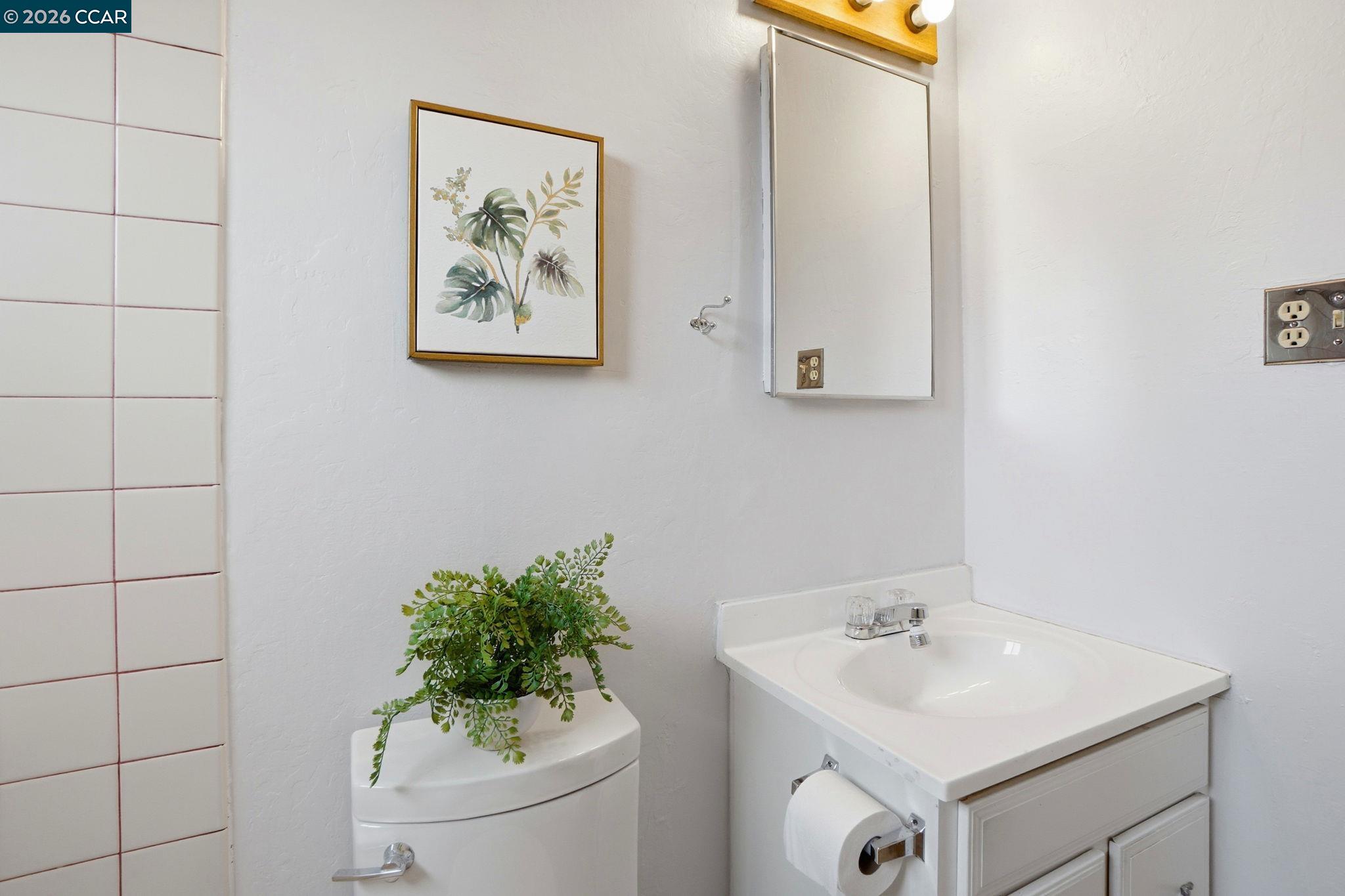 Detail Gallery Image 29 of 35 For 871 Merle Ave, Martinez,  CA 94553 - 3 Beds | 2 Baths