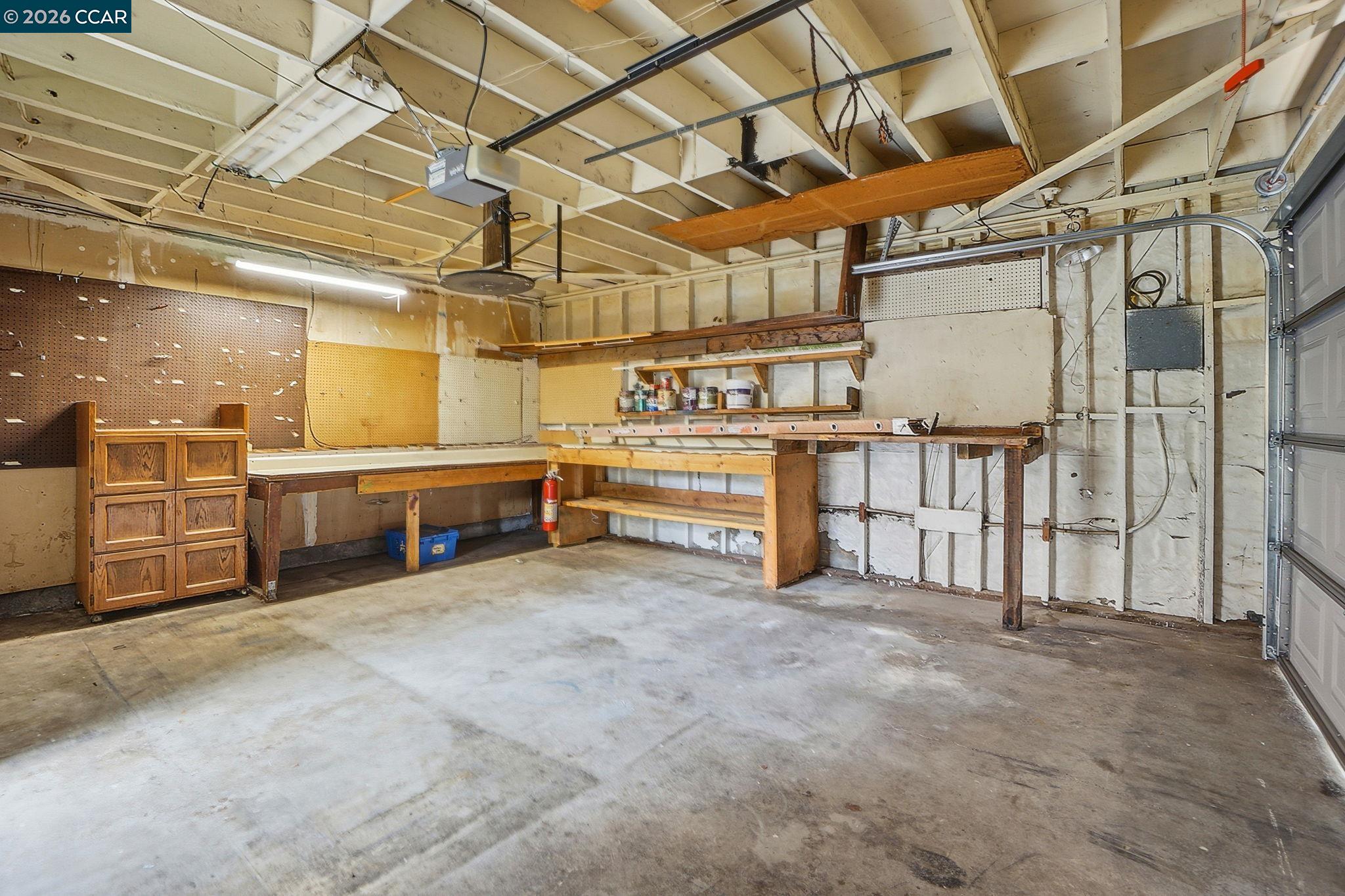 Detail Gallery Image 31 of 35 For 871 Merle Ave, Martinez,  CA 94553 - 3 Beds | 2 Baths