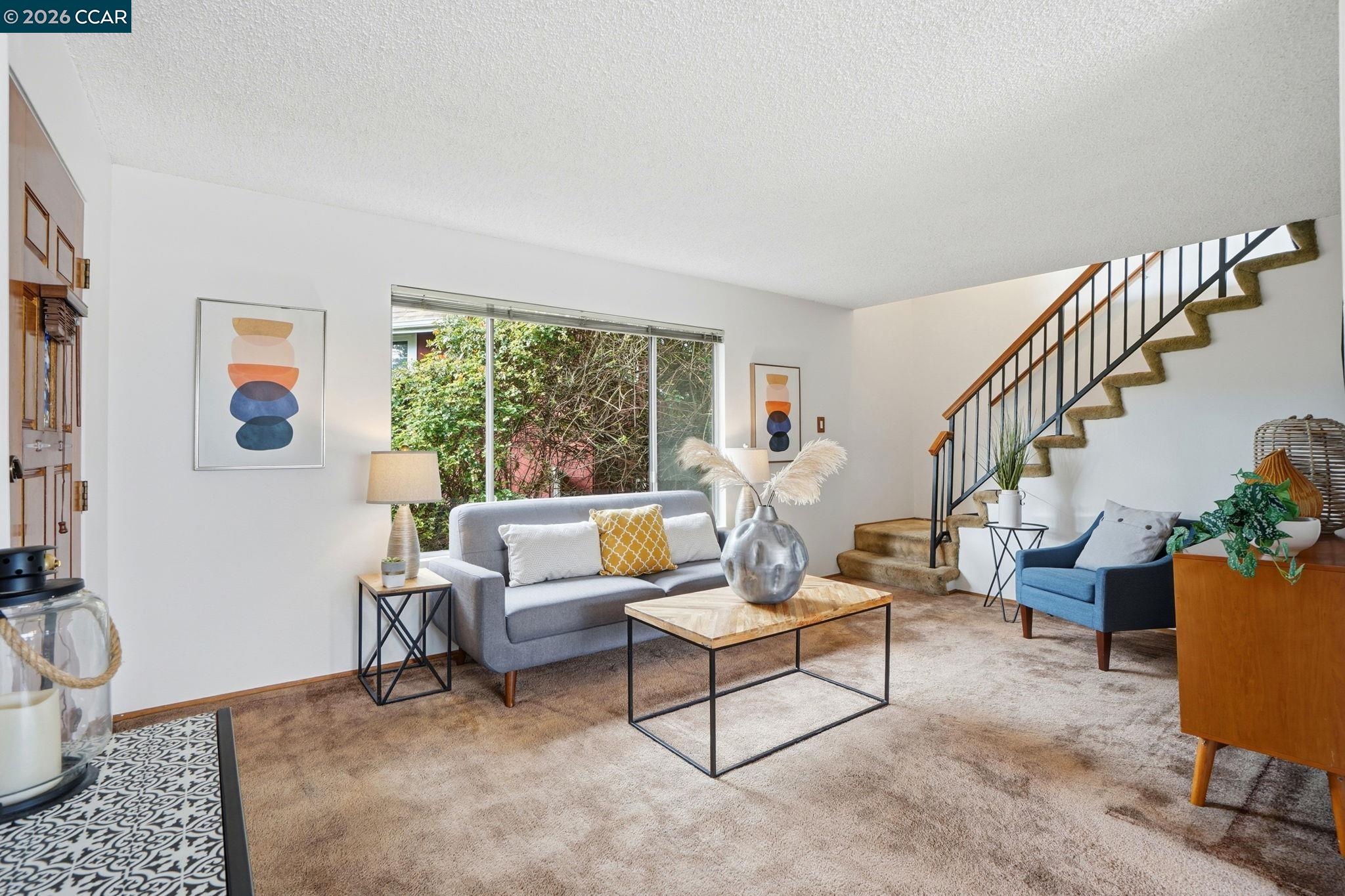 Detail Gallery Image 5 of 35 For 871 Merle Ave, Martinez,  CA 94553 - 3 Beds | 2 Baths