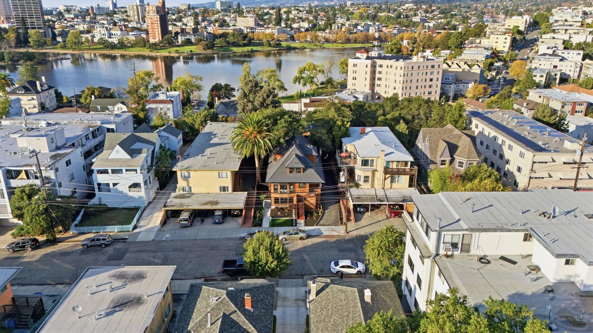 Front Image Thumbnail for BE41122660