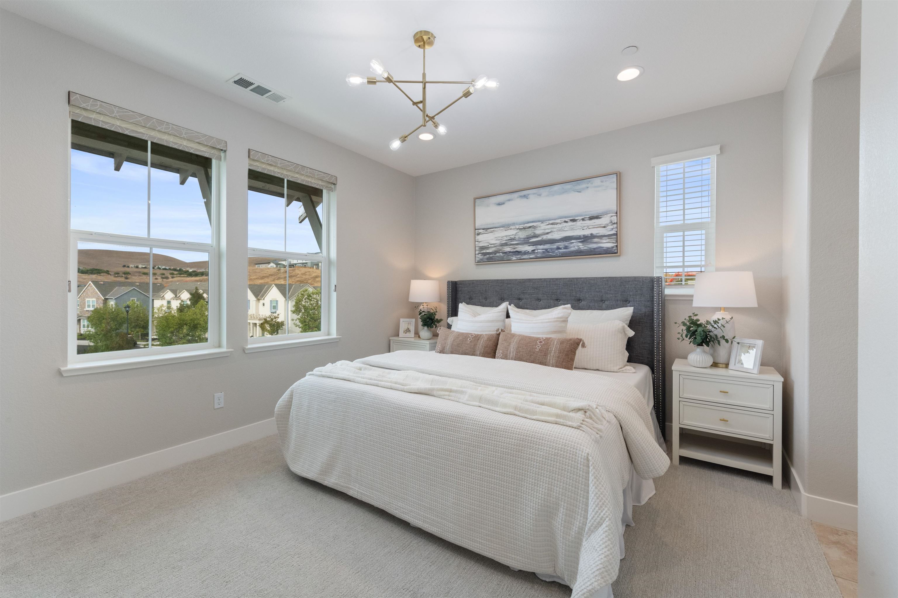 Detail Gallery Image 17 of 35 For 4371 Panorama Dr, Dublin,  CA 94568 - 3 Beds | 2/1 Baths