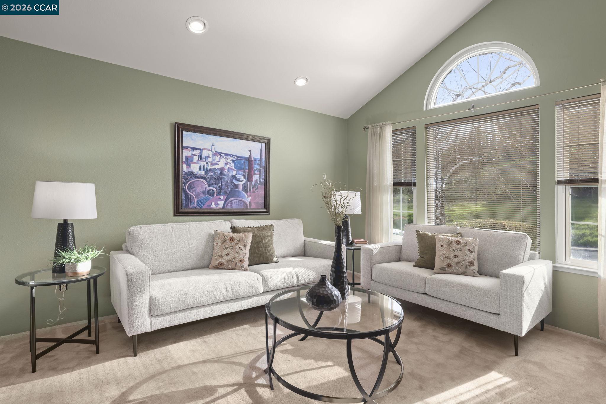 Detail Gallery Image 3 of 23 For 1109 Discovery Way, Concord,  CA 94521 - 3 Beds | 2 Baths