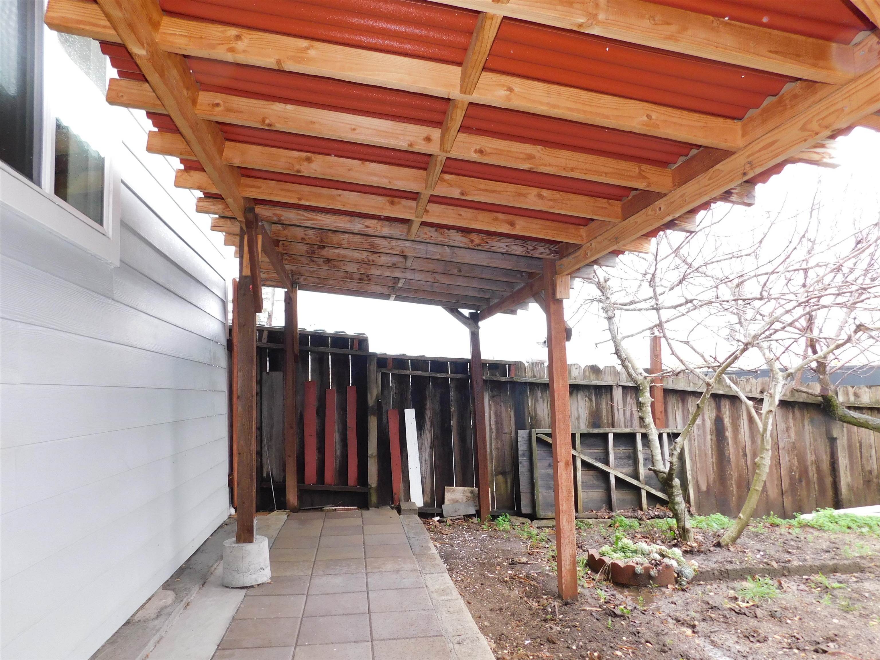 Detail Gallery Image 18 of 18 For 2912 Macarthur Blvd, Oakland,  CA 94602 - 3 Beds | 2 Baths