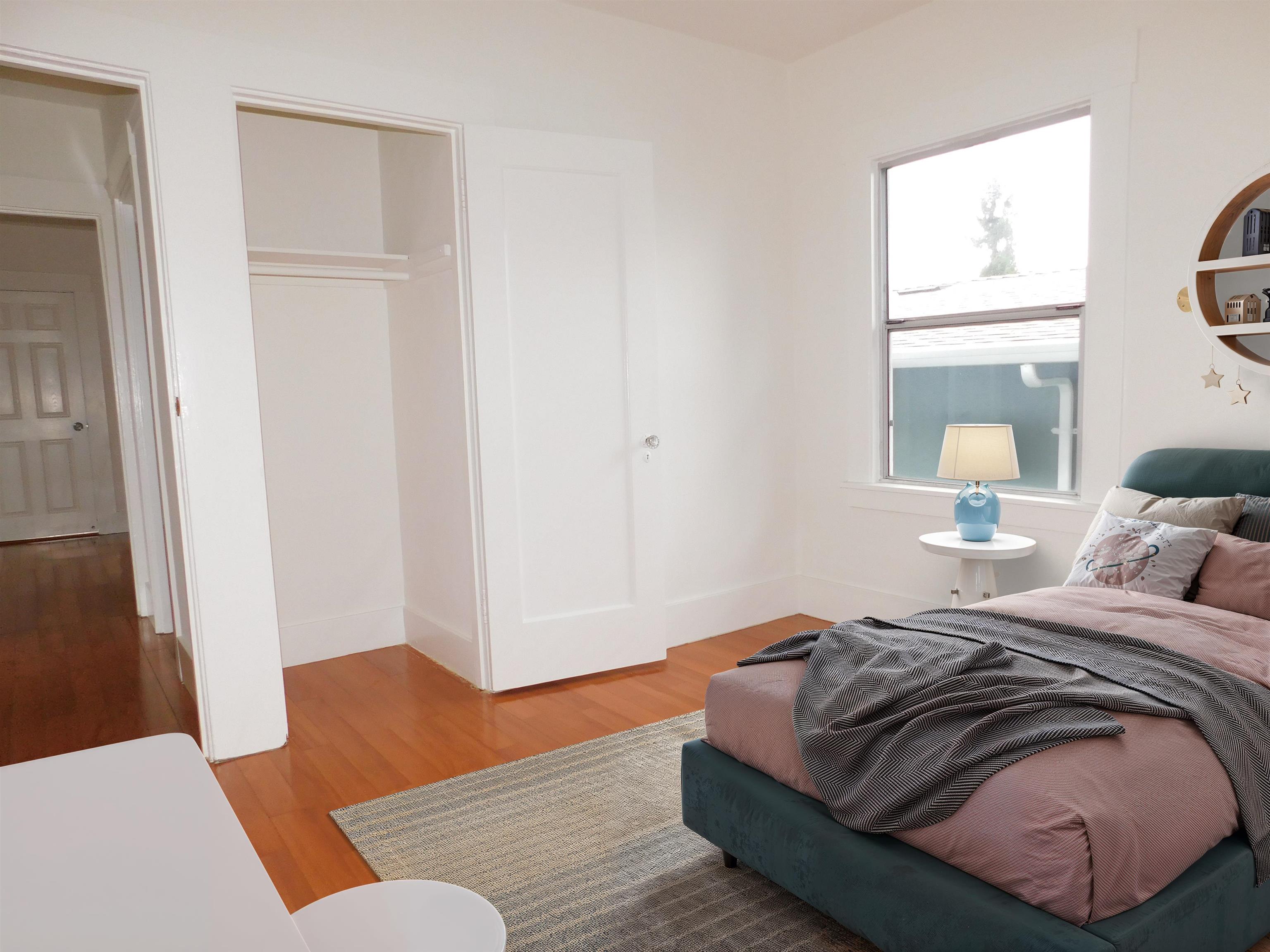 Detail Gallery Image 6 of 18 For 2912 Macarthur Blvd, Oakland,  CA 94602 - 3 Beds | 2 Baths