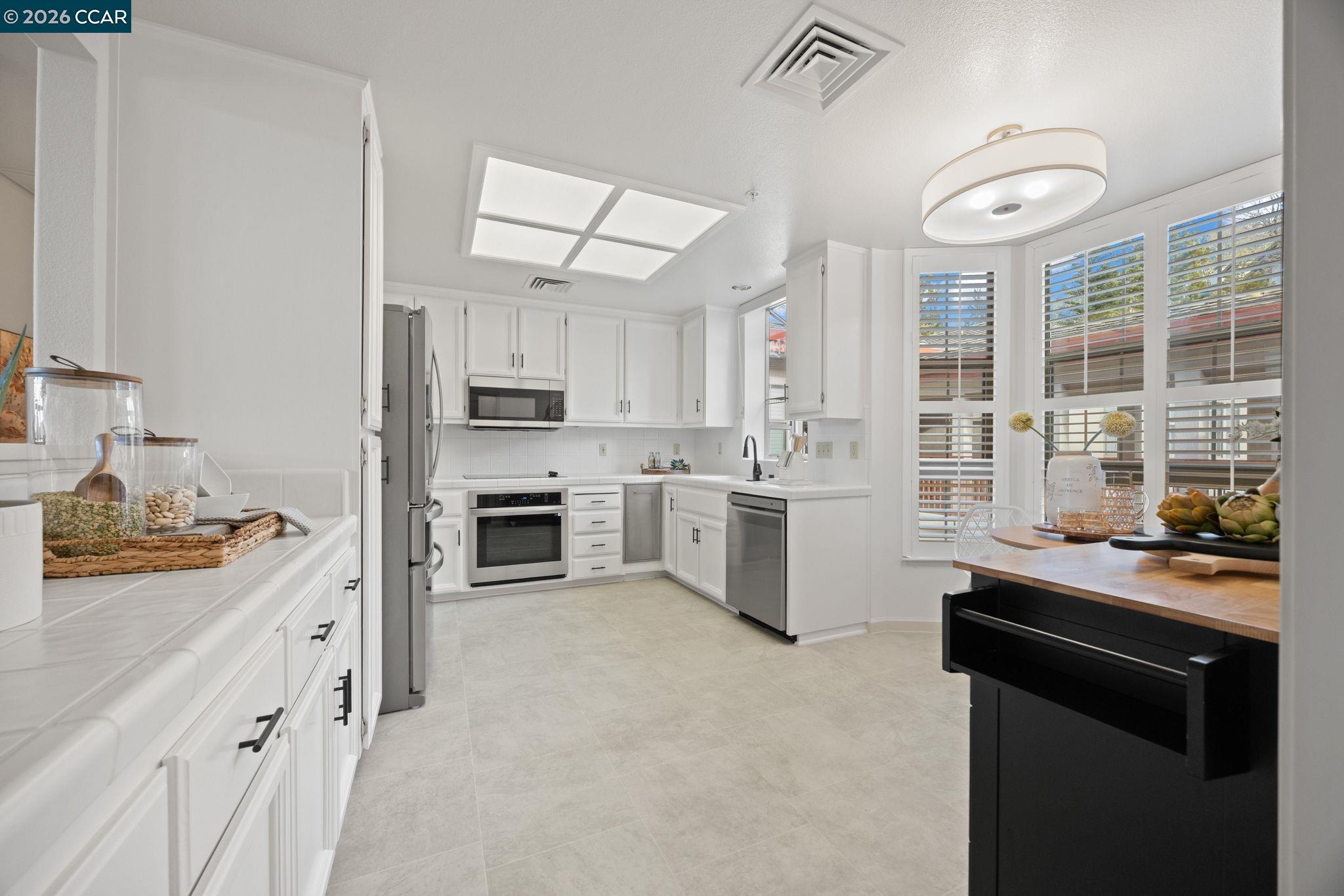 Photo #8: 41122666 Listing: Photo #8