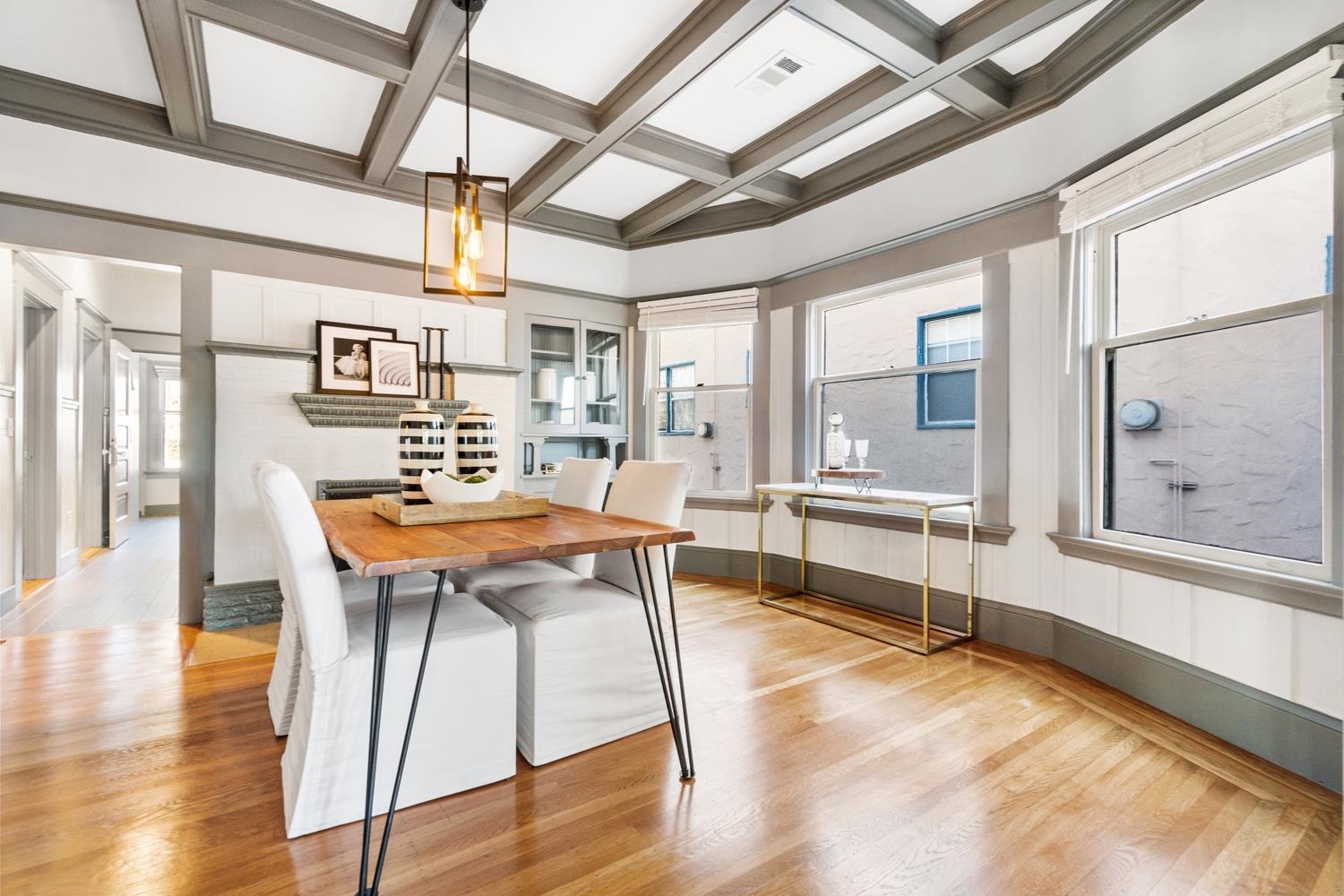 Detail Gallery Image 12 of 27 For 548 37th St, Oakland,  CA 94609 - – Beds | – Baths