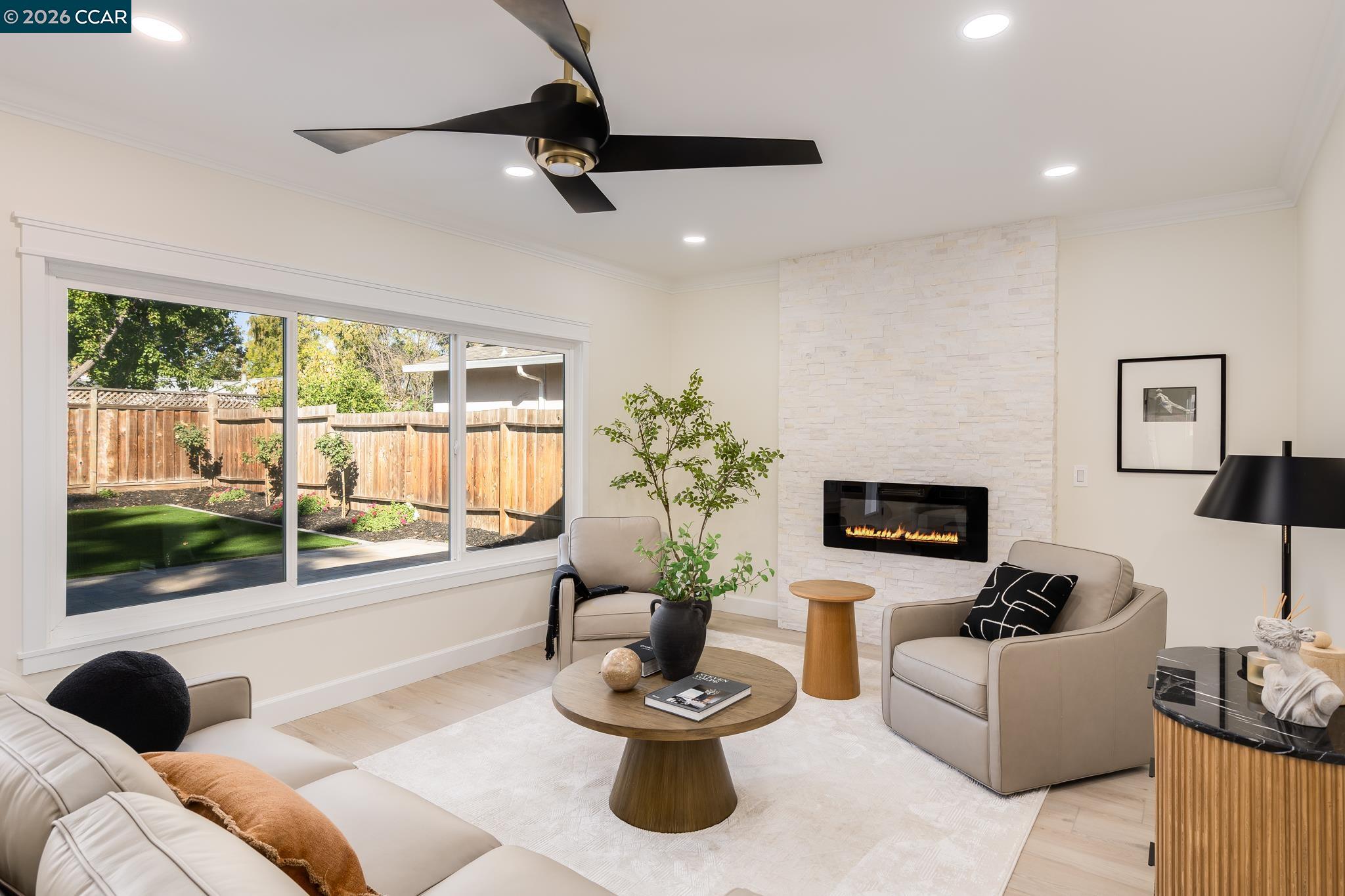 Detail Gallery Image 11 of 33 For 4847 Golden Road, Pleasanton,  CA 94566 - 4 Beds | 3 Baths